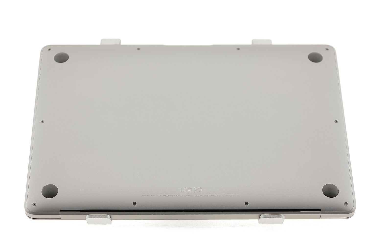 Apple MacBook Air 13″ 2020, i3 1.1 GHz, 8 GB, Intel Iris Plus 256 GB Space Gray - Foarte bun