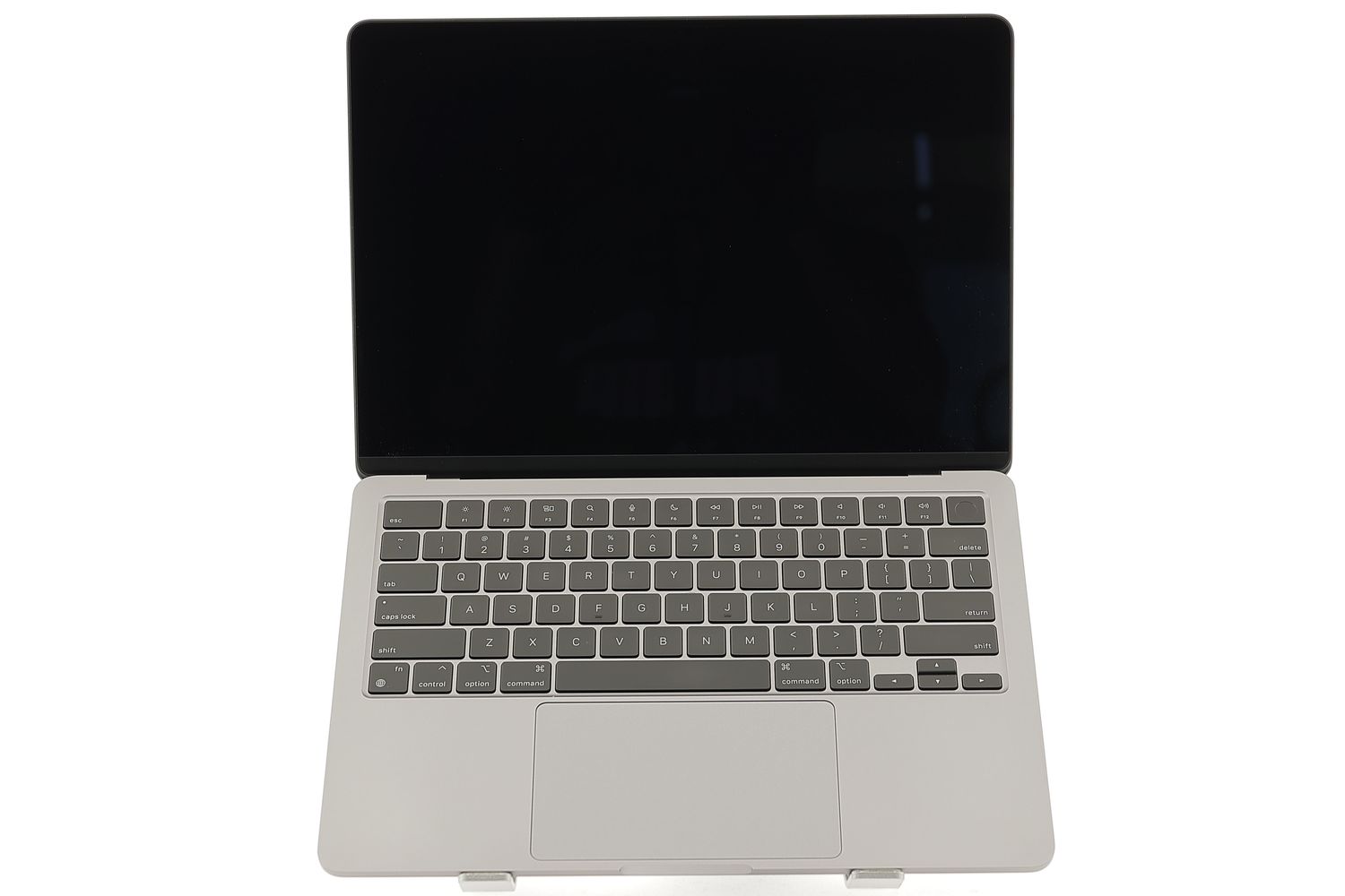 Apple MacBook Air 13″ 2022, M2 8 Cores, 8 GB, 8 core GPU 256 GB Space Gray - Като нов