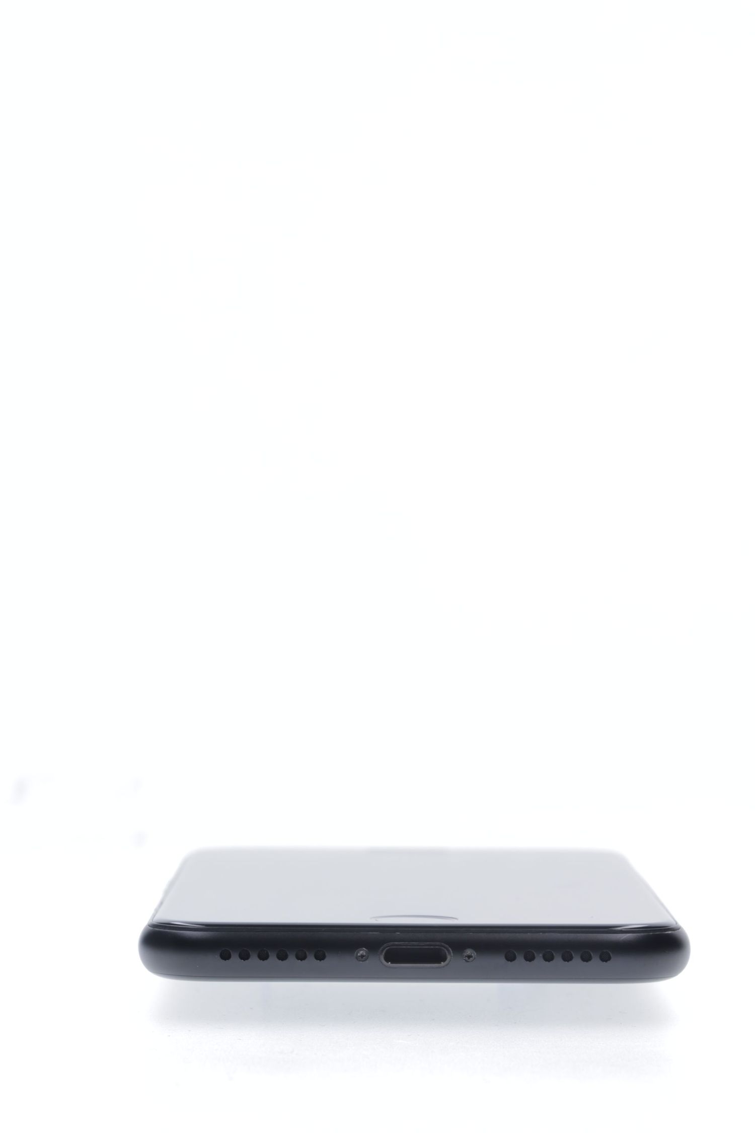 Apple iPhone 7 32 GB Jet Black - Добро