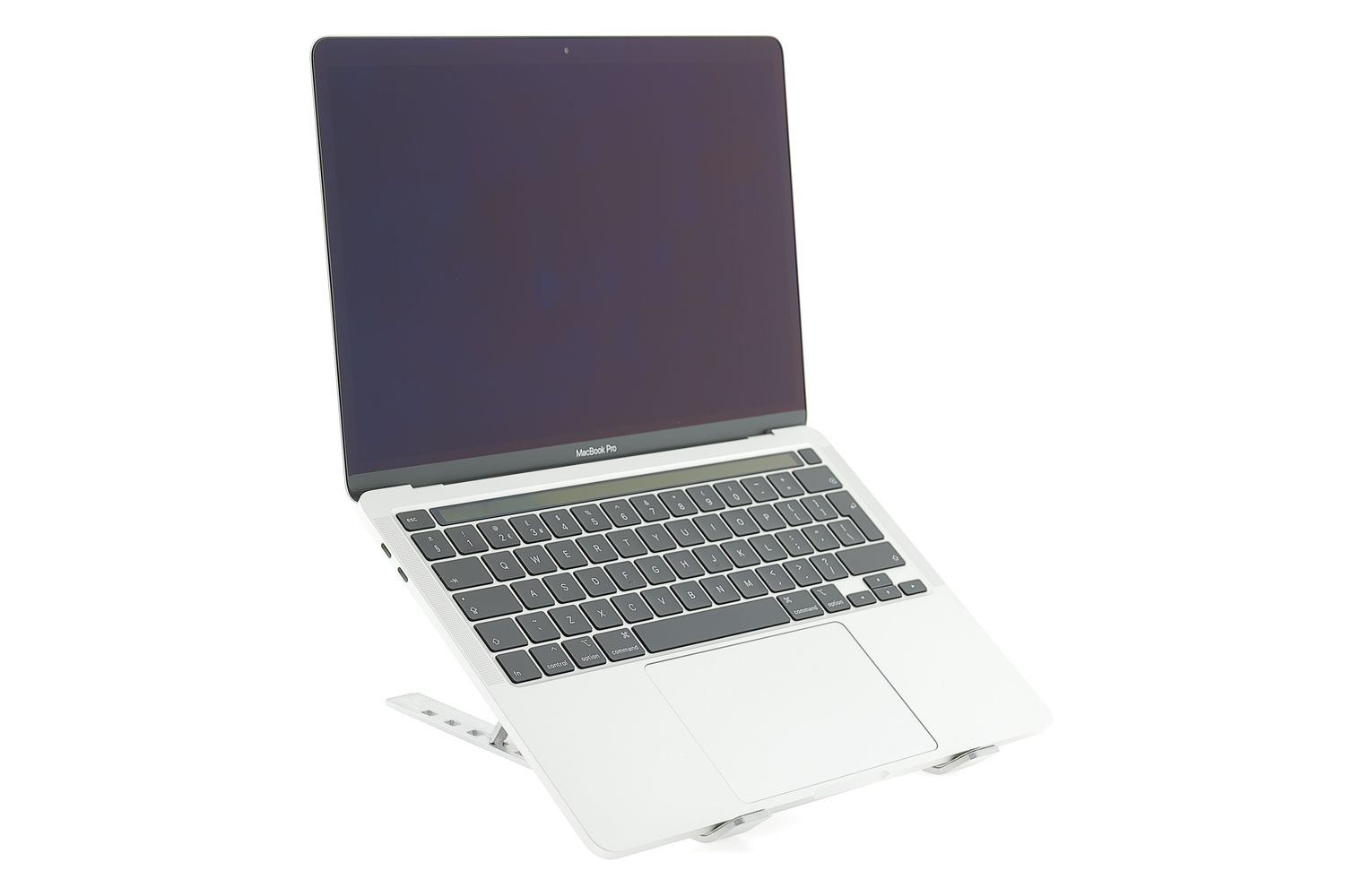 Apple MacBook Pro 13″ Touch Bar 2020, i7 1.7 GHz, 16 GB, Intel Iris Plus Graphics 645 256 GB Silver - Foarte bun