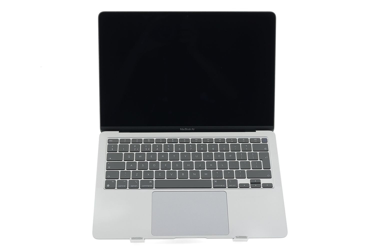 Apple MacBook Air 13″ 2020, M1 8 Cores, 8 GB, 7 core GPU 256 GB Space Gray - Много добро