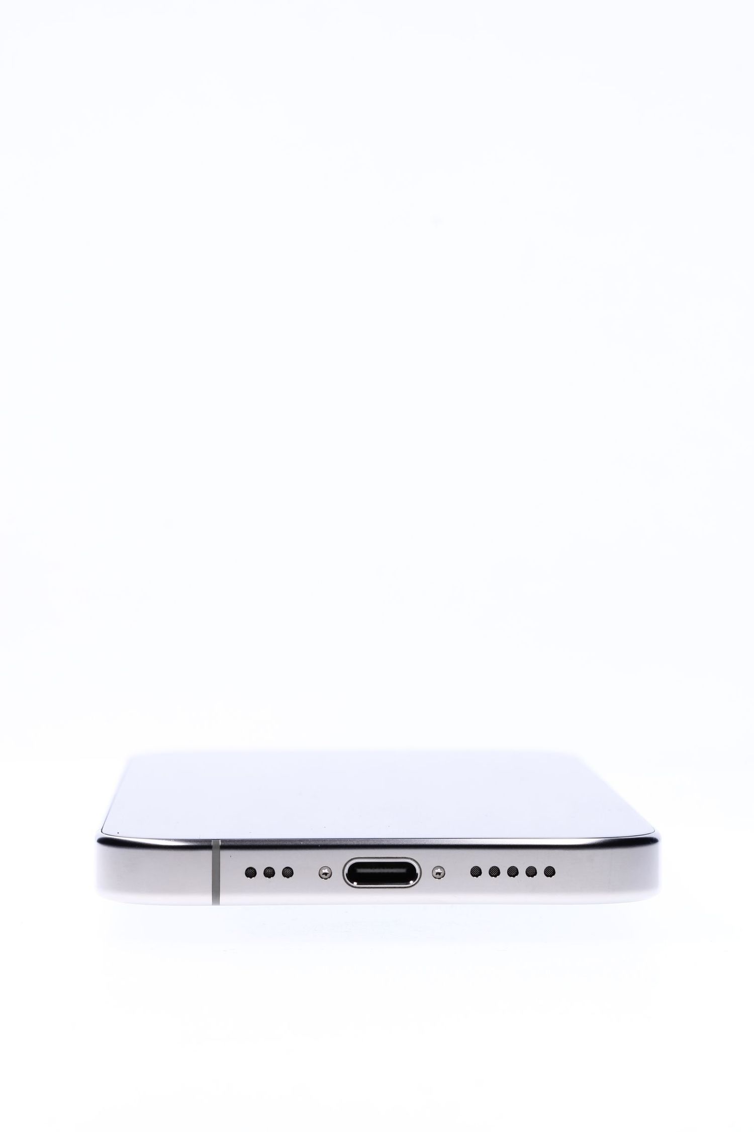 Apple iPhone 16 Pro 128 GB Natural Titanium - Като нов