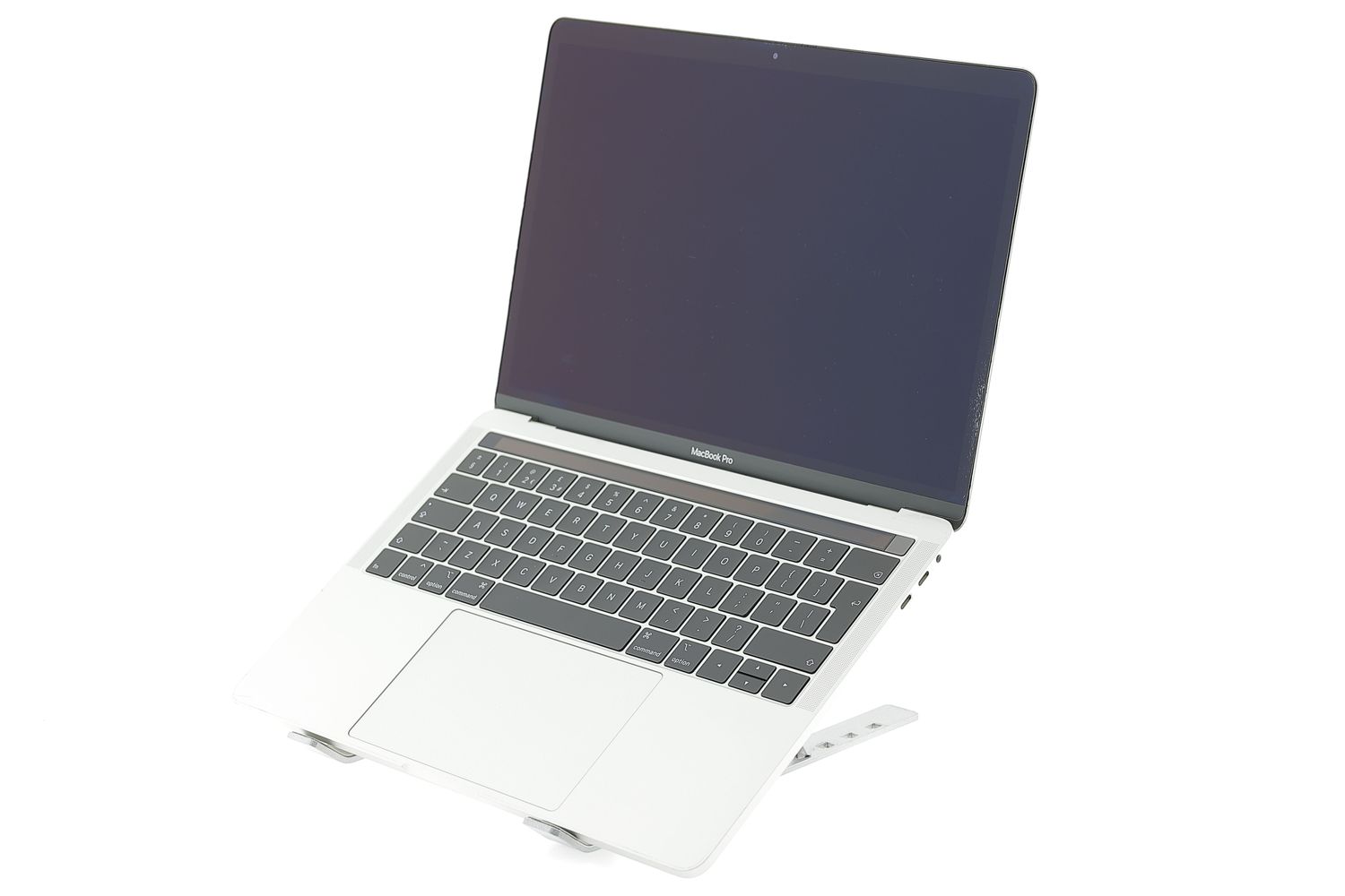Apple MacBook Pro 13″ Touch Bar 2017, i5 3.1 GHz, 8 GB, Intel Iris Plus Graphics 650 512 GB Silver - Nagyon jó