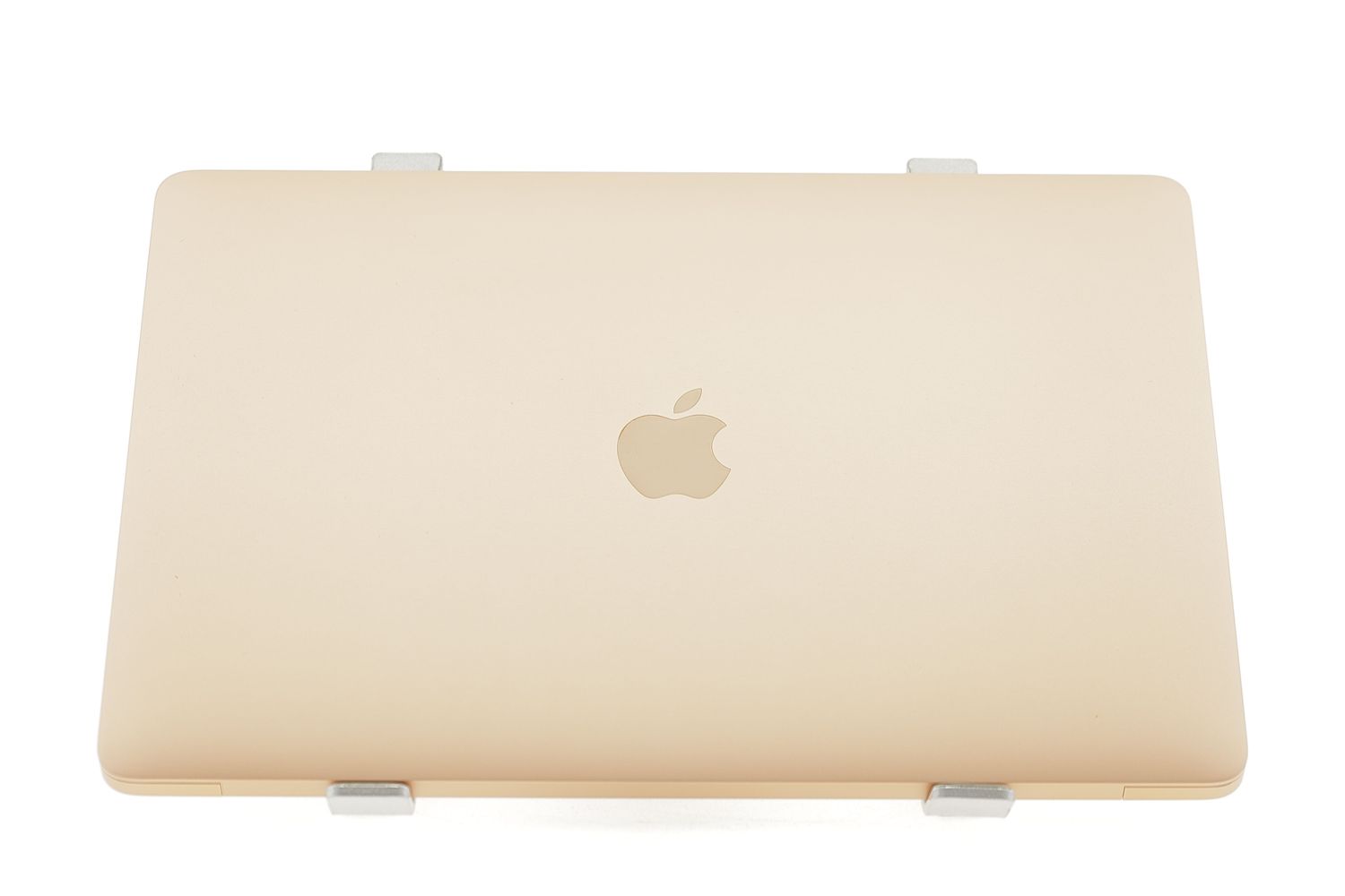 Apple MacBook Air 13″ 2020, i3 1.1 GHz, 8 GB, Intel Iris Plus 256 GB Gold - Újszerű