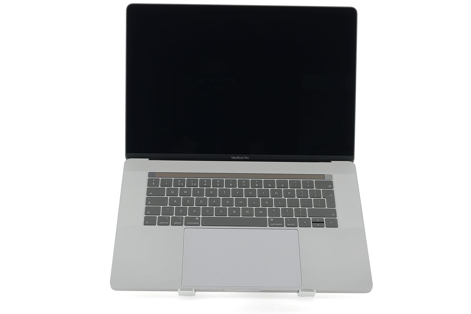 Apple MacBook Pro 15″ Touch Bar 2019, i9 2.3 GHz, 16 GB, AMD Radeon Pro 560X 512 GB Space Gray - Ca nou