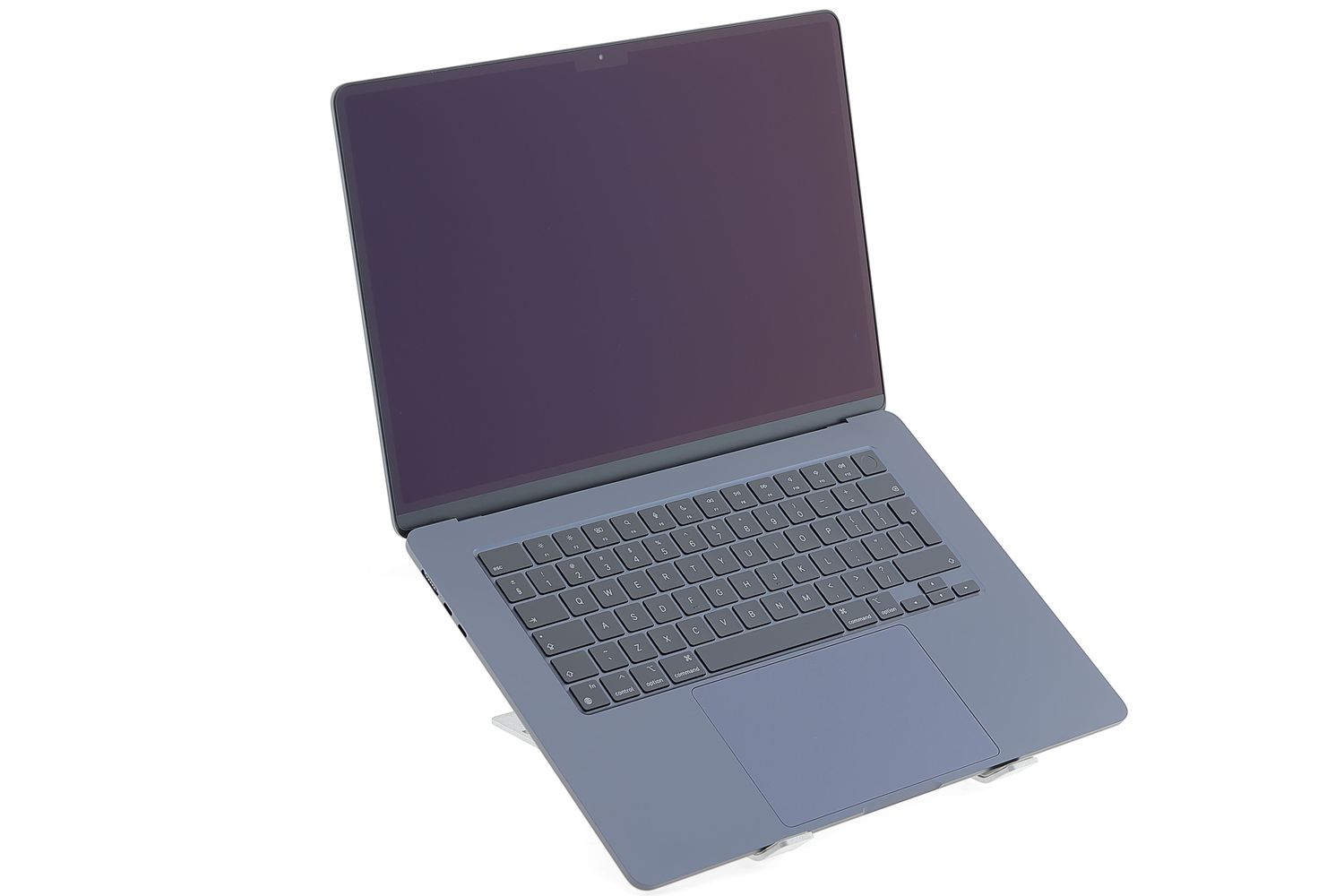 Apple MacBook Air 15″ 2024, M3 8 Cores, 16 GB, 10 core GPU 256 GB Midnight - Újszerű