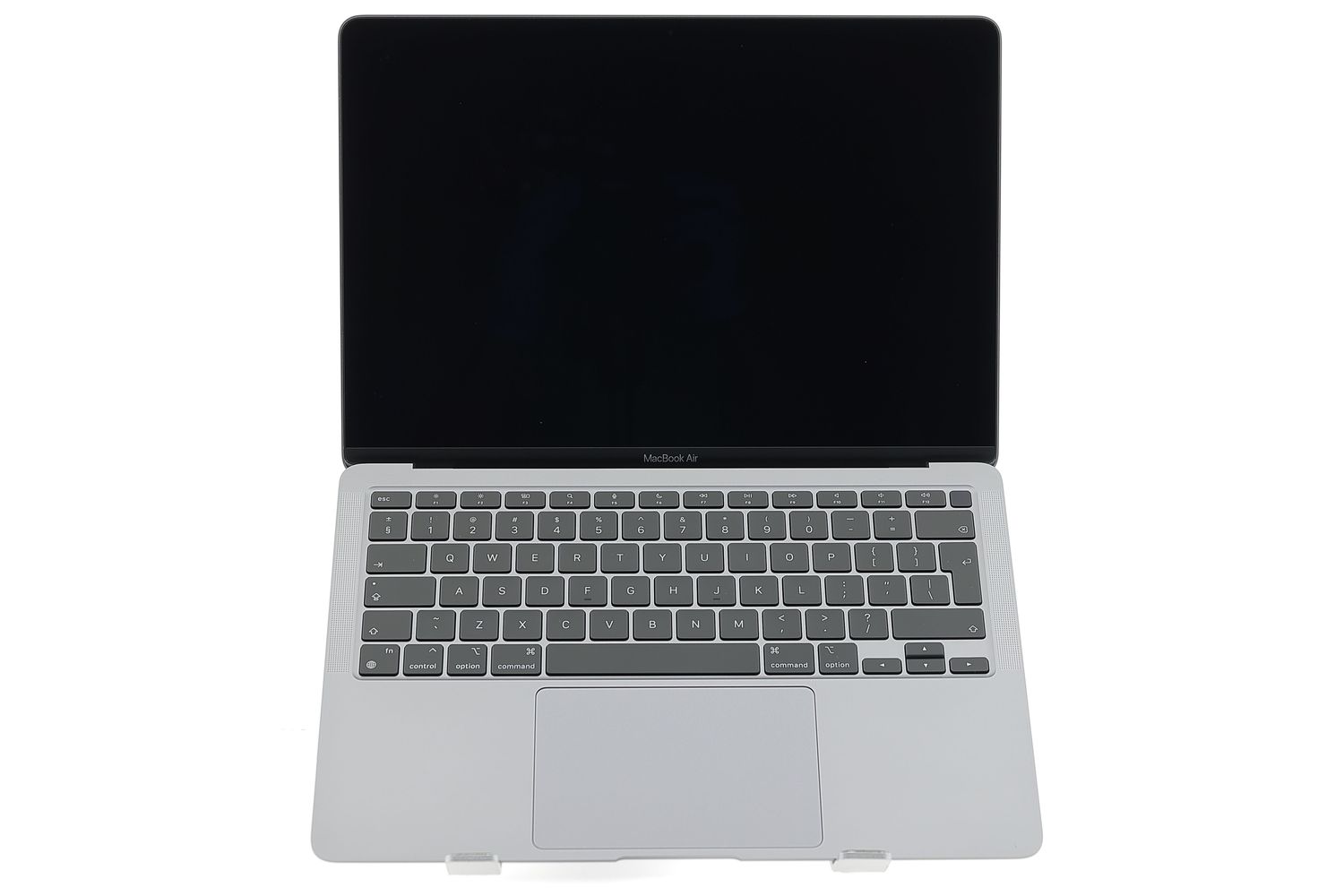 Apple MacBook Air 13″ 2020, M1 8 Cores, 8 GB, 7 core GPU 256 GB Space Gray - Kiváló