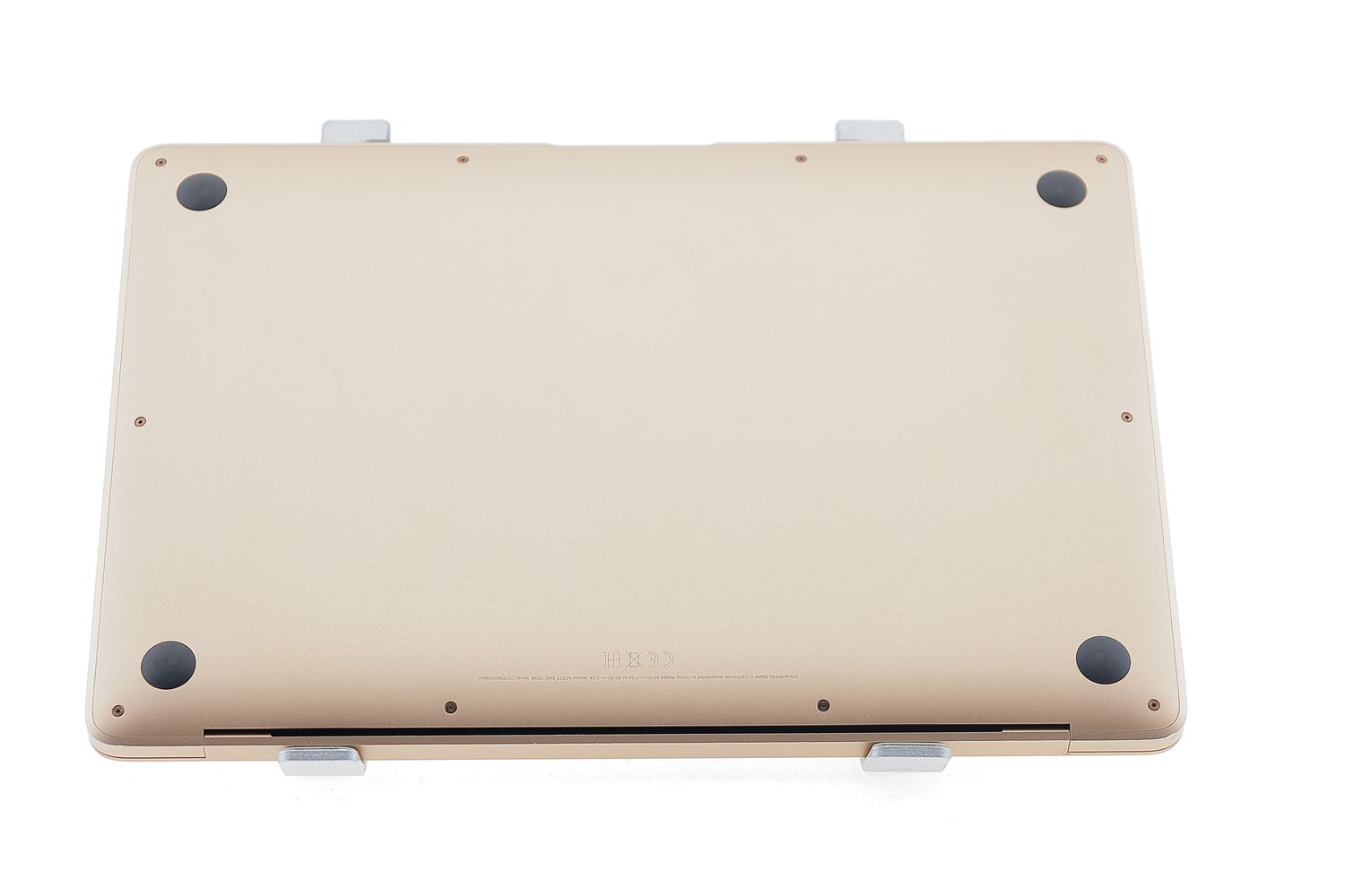 Apple MacBook Air 13″ 2020, M1 8 Cores, 8 GB, 7 core GPU 256 GB Gold - Nagyon jó