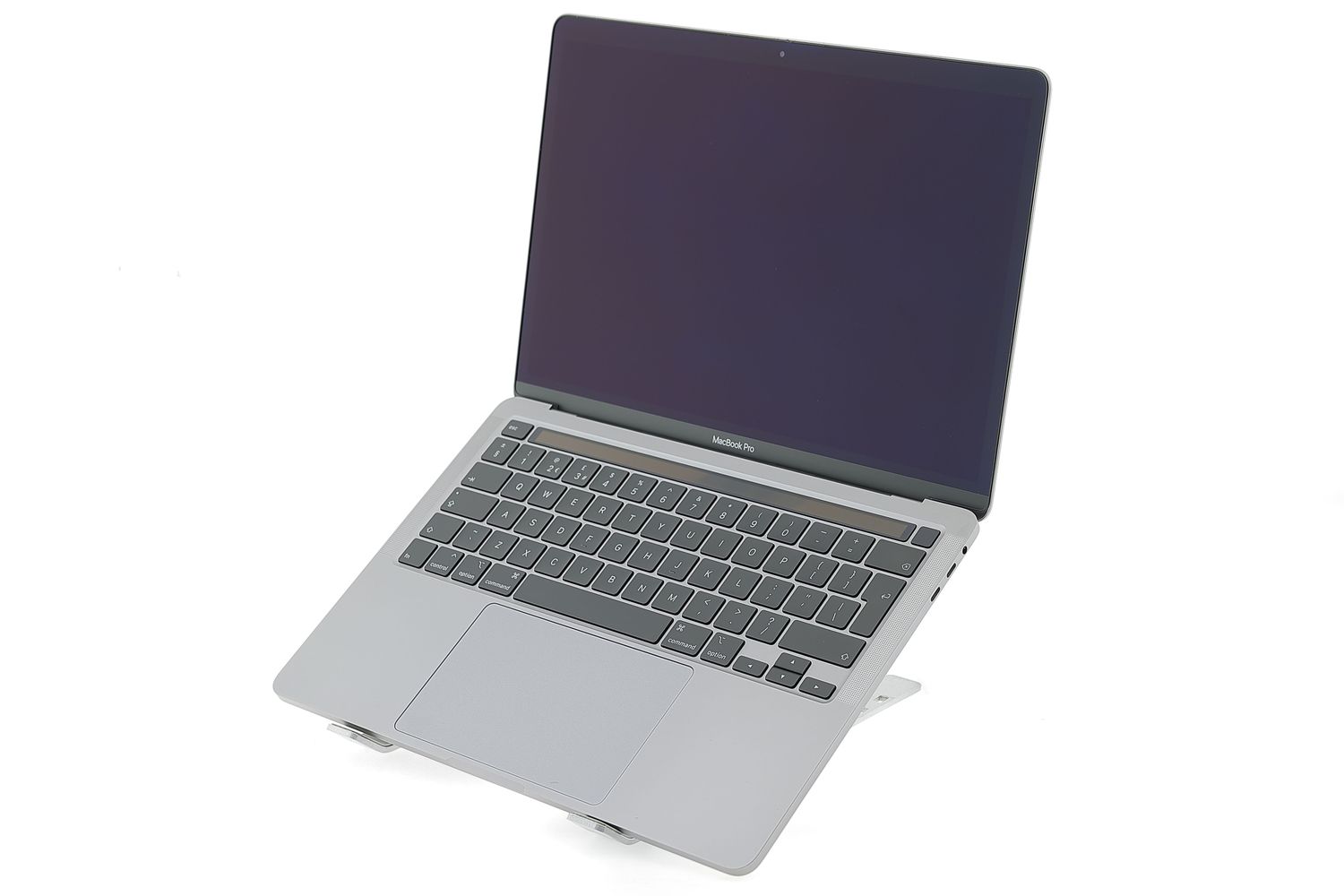 Apple MacBook Pro 13″ Touch Bar 2020, i5 2 GHz, 16 GB, Intel Iris Plus Graphics 1 TB Space Gray - Ca nou