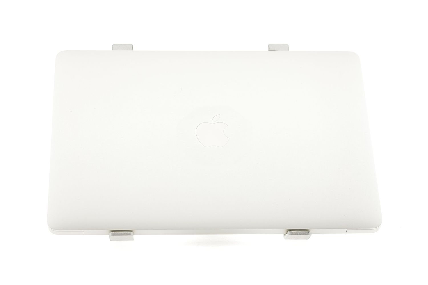 Apple MacBook Air 13″ 2020, i5 1.1 GHz, 8 GB, Intel Iris Plus 256 GB Silver - Excelent