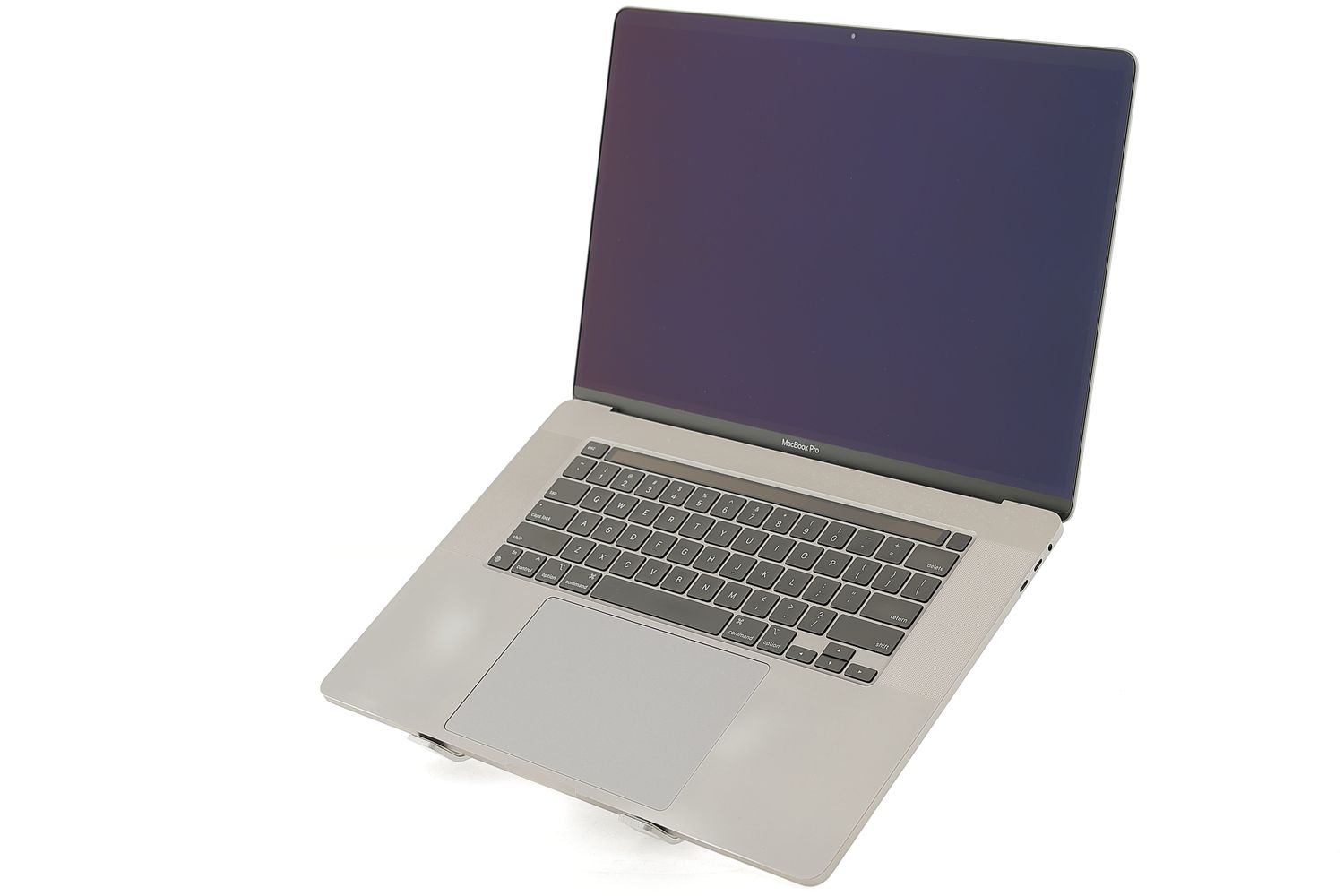Apple MacBook Pro 16″ Touch Bar 2019, i7 2.6 GHz, 16 GB, AMD Radeon Pro 5300M 512 GB Space Gray - Bun