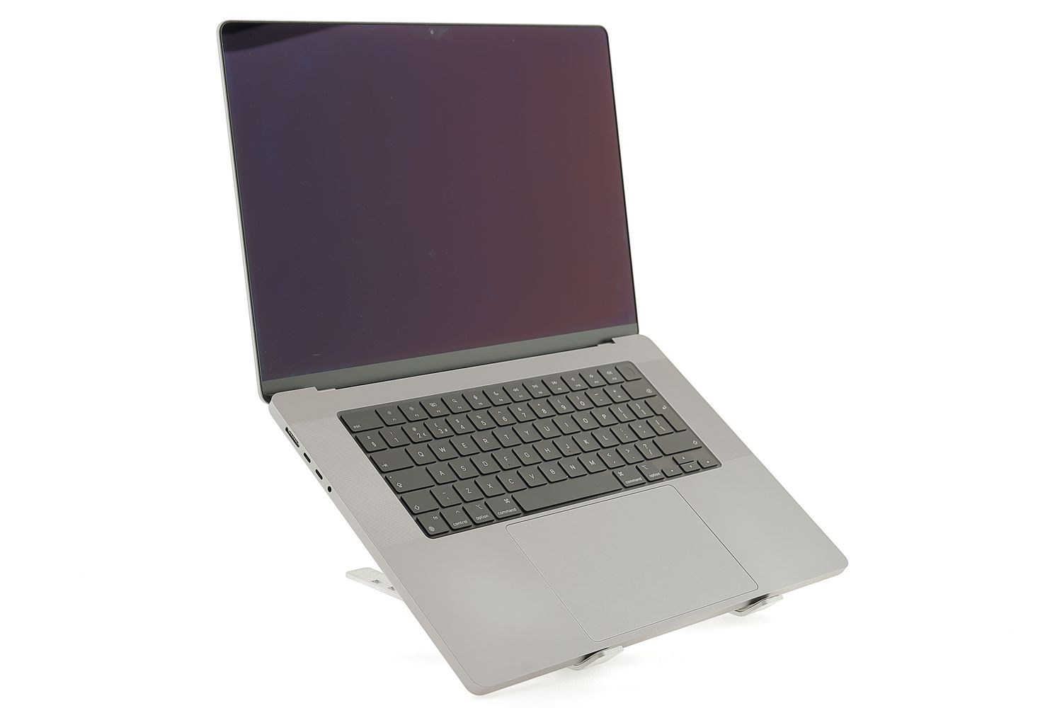Apple MacBook Pro 16″ 2021, M1 Pro 10 Cores, 16 GB, 16 core GPU 512 GB Space Gray - Excelent