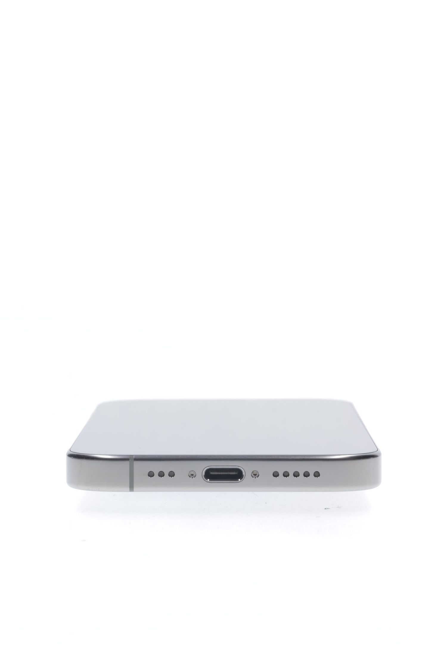 Apple iPhone 16 Pro 128 GB Natural Titanium - Újszerű