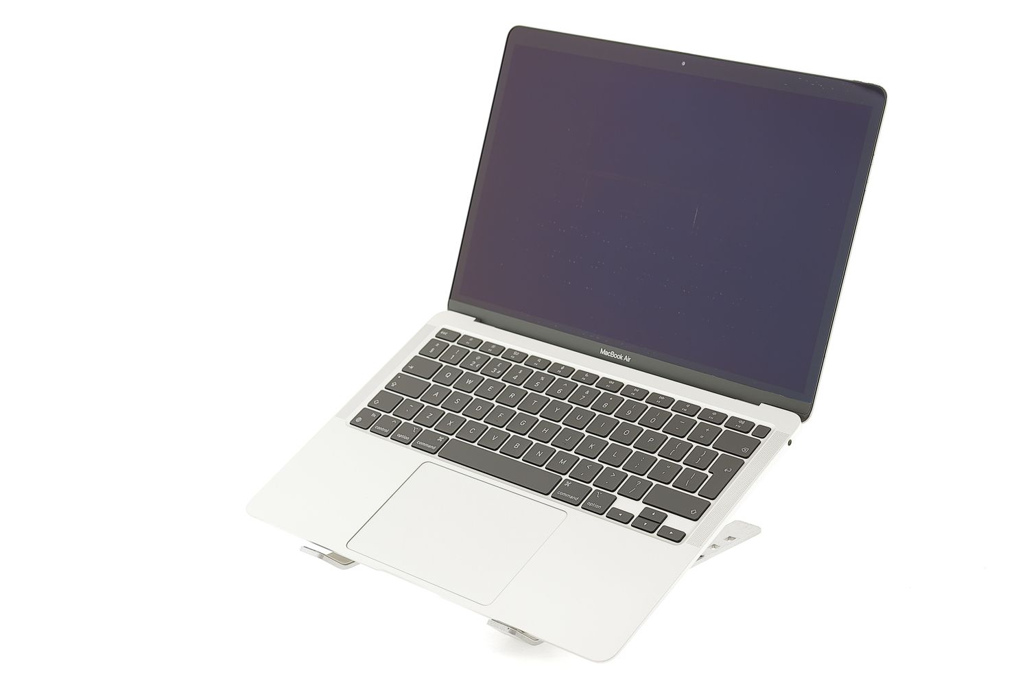 Apple MacBook Air 13″ 2020, M1 8 Cores, 16 GB, 8 core GPU 512 GB Silver