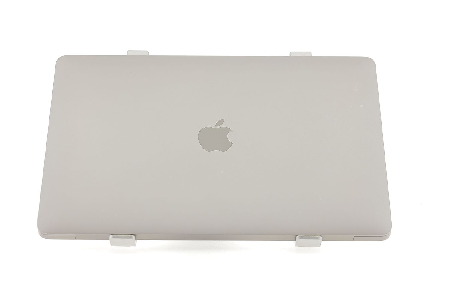 Apple MacBook Air 13″ 2020, i3 1.1 GHz, 8 GB, Intel Iris Plus