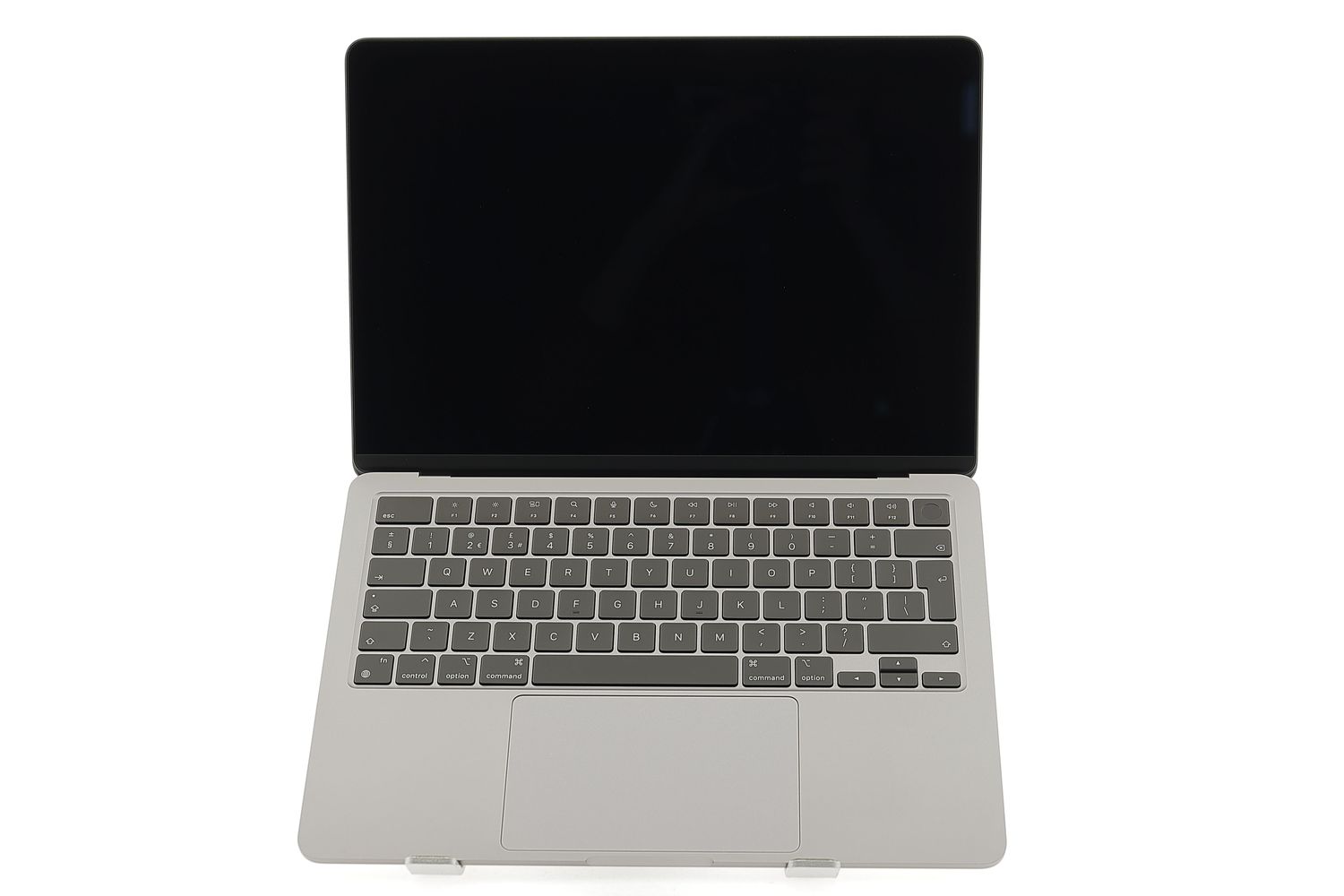 Apple MacBook Air 13″ 2022, M2 8 Cores, 8 GB, 8 core GPU 256 GB Space Gray - Ca nou