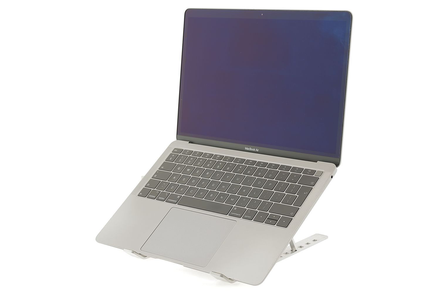Apple MacBook Air 13″ 2019, i5 1.6 GHz, 8 GB, Intel UHD Graphics