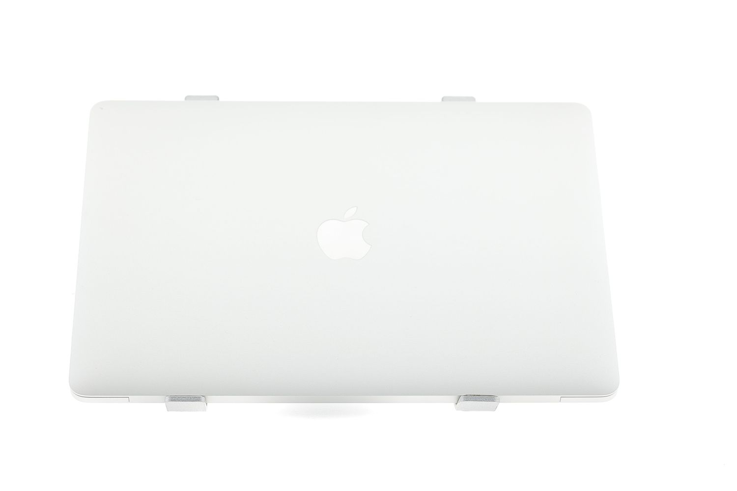 Apple MacBook Pro 13″ 2020, M1 8 Cores, 8 GB, 8 core GPU 256 GB Silver - Като нов