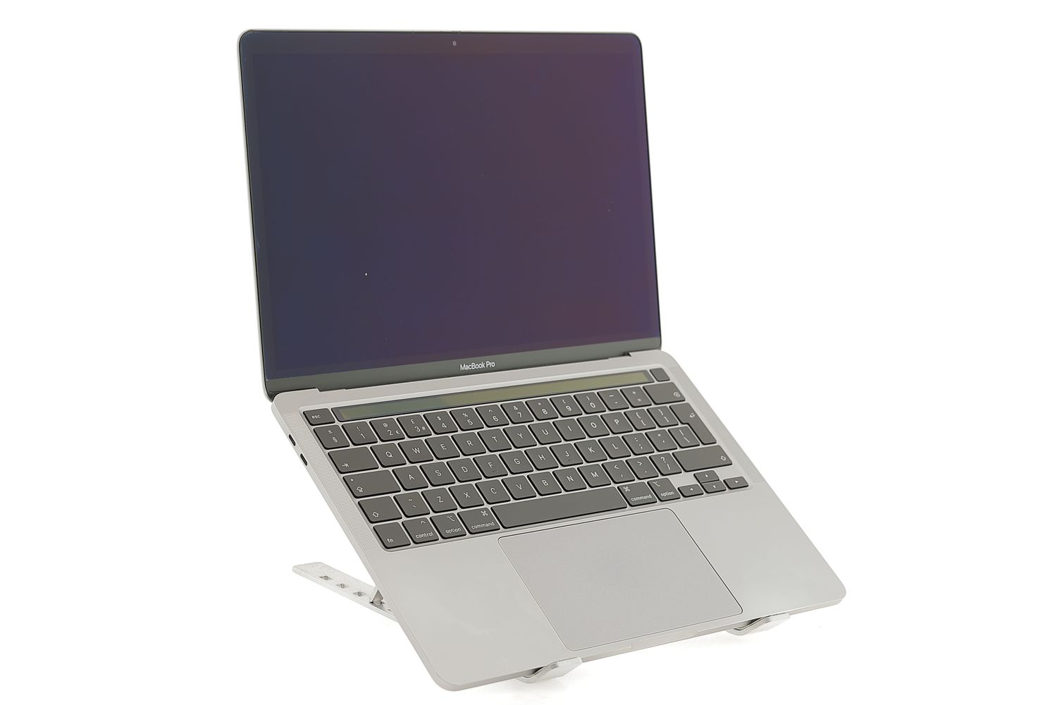 Apple MacBook Pro 13″ 2020, M1 8 Cores, 16 GB, 8 core GPU 256 GB Space Gray - Отлично