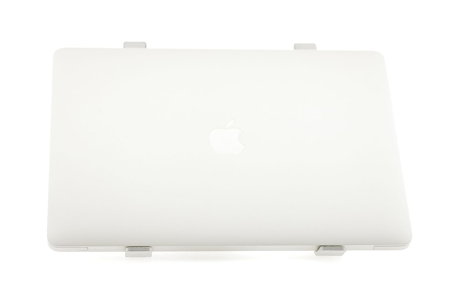 Apple MacBook Air 13″ 2019, i5 1.6 GHz, 8 GB, Intel UHD Graphics 617 128 GB Silver - Újszerű