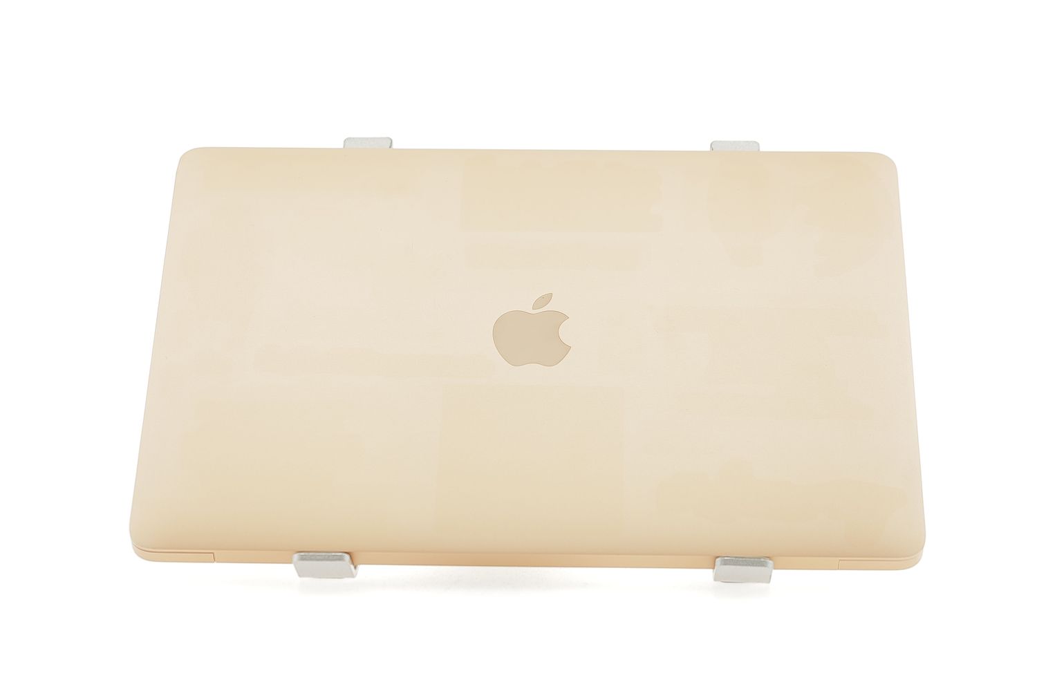 Apple MacBook Air 13″ 2020, i5 1.1 GHz, 8 GB, Intel Iris Plus 256 GB Gold - Foarte bun