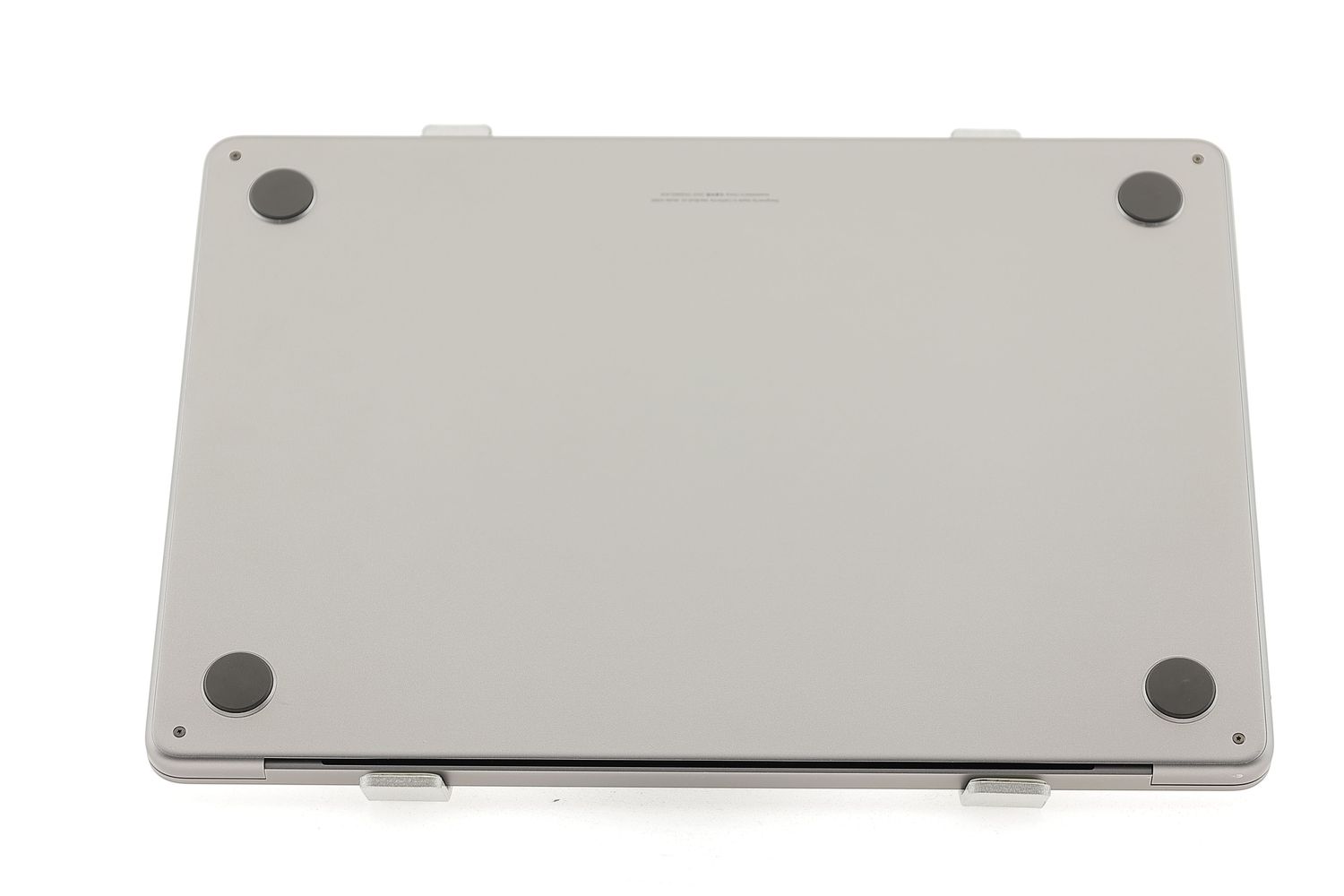 Apple MacBook Air 13″ 2022, M2 8 Cores, 8 GB, 8 core GPU 256 GB Space Gray - Nagyon jó