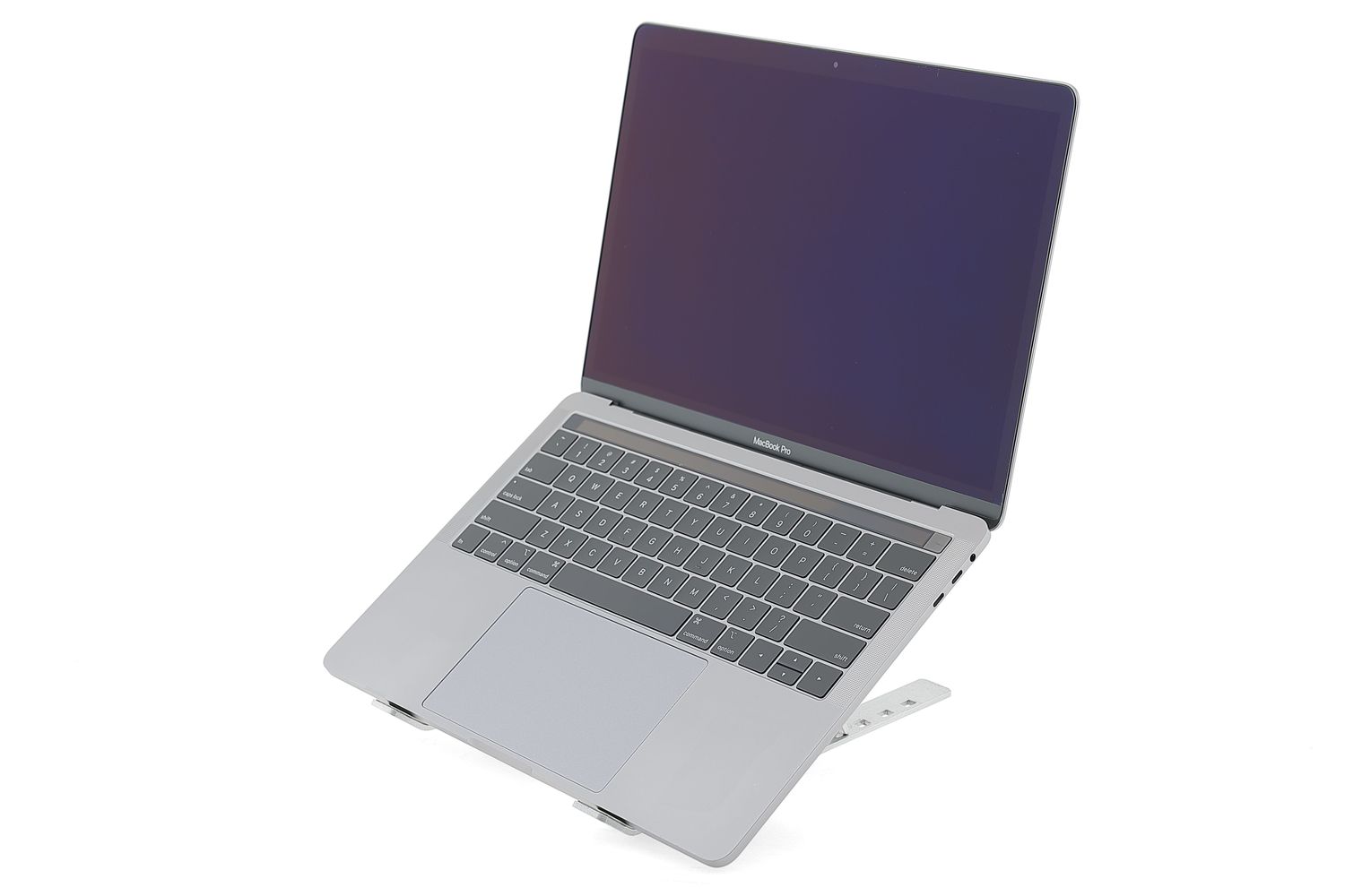 Apple MacBook Pro 13″ Touch Bar 2019, i5 2.4 GHz, 16 GB, Intel Iris Plus Graphics 655 256 GB Space Gray