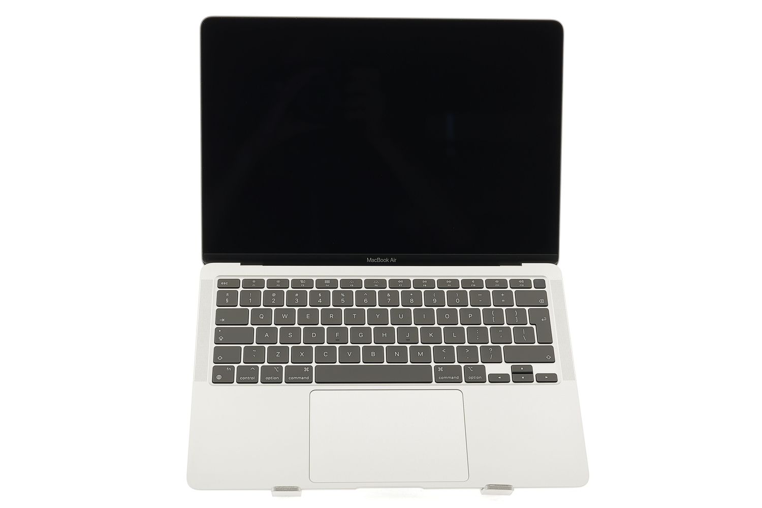 Apple MacBook Air 13″ 2020, M1 8 Cores, 8 GB, 8 core GPU 512 GB Silver - Като нов