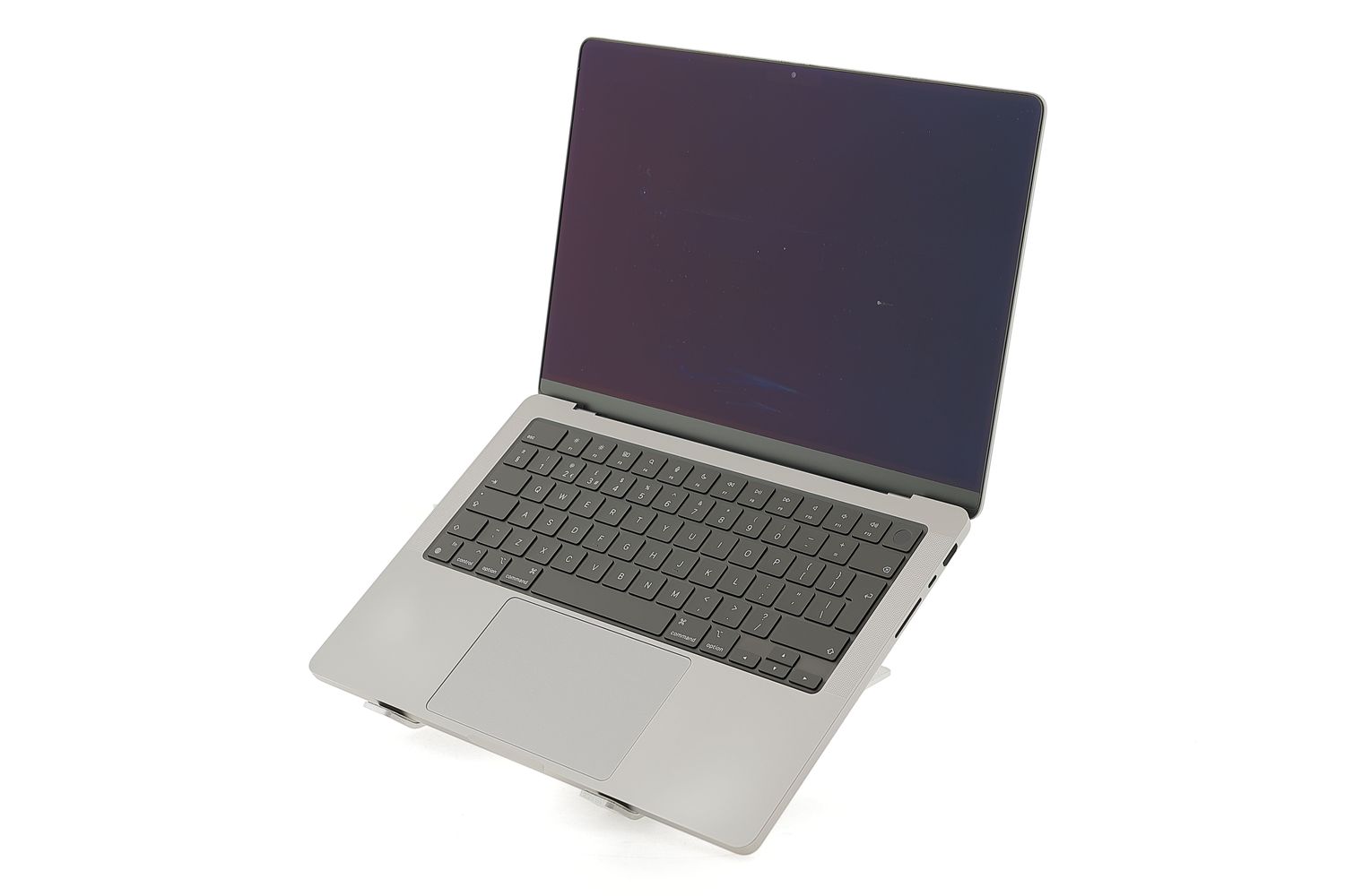 Apple MacBook Pro 14″ 2021, M1 Pro 8 Cores, 16 GB, 14 core GPU 512 GB Space Gray - Kiváló