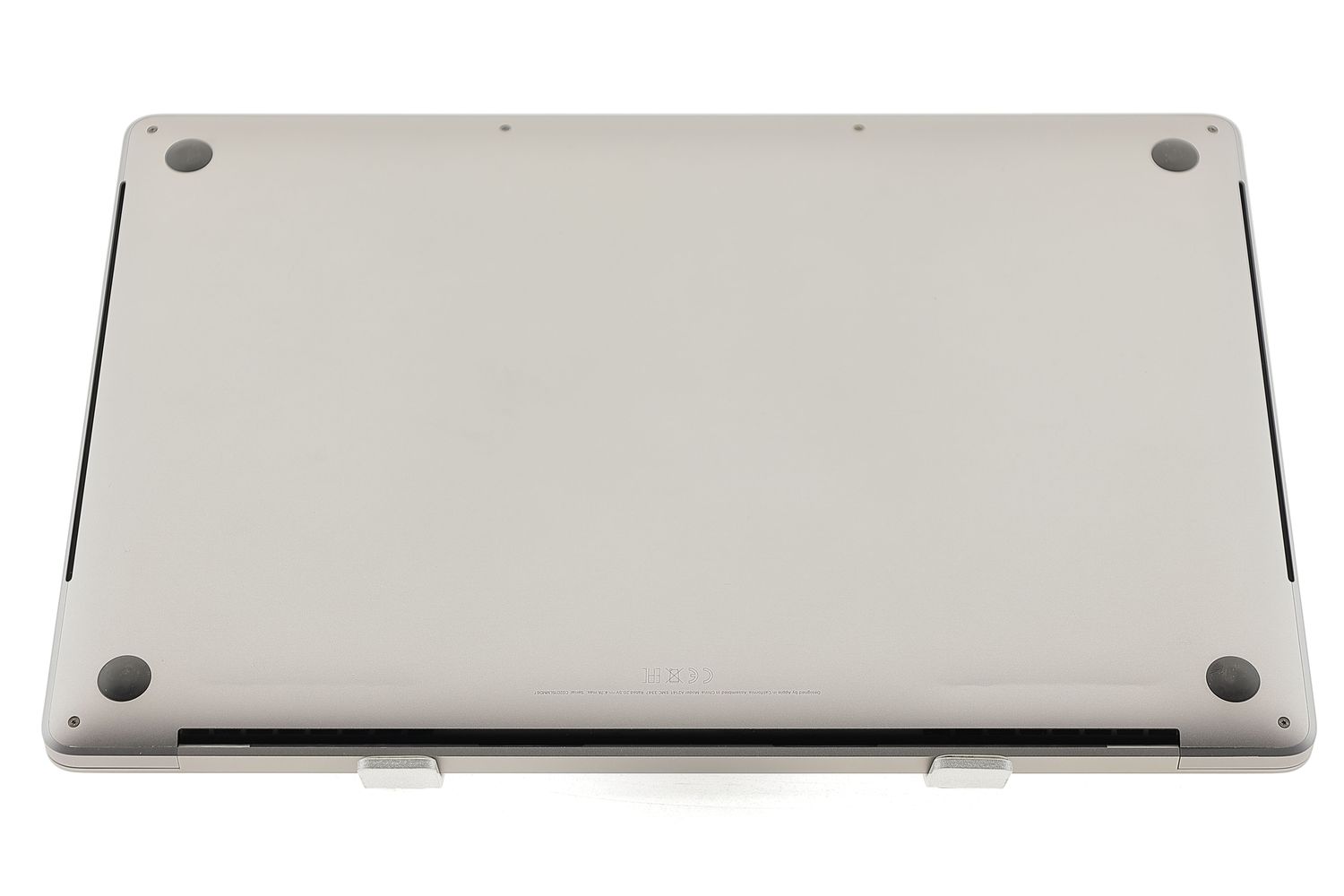 Apple MacBook Pro 16″ Touch Bar 2019, i9 2.3 GHz, 32 GB, AMD Radeon Pro 5500M 1 TB Space Gray - Excelent
