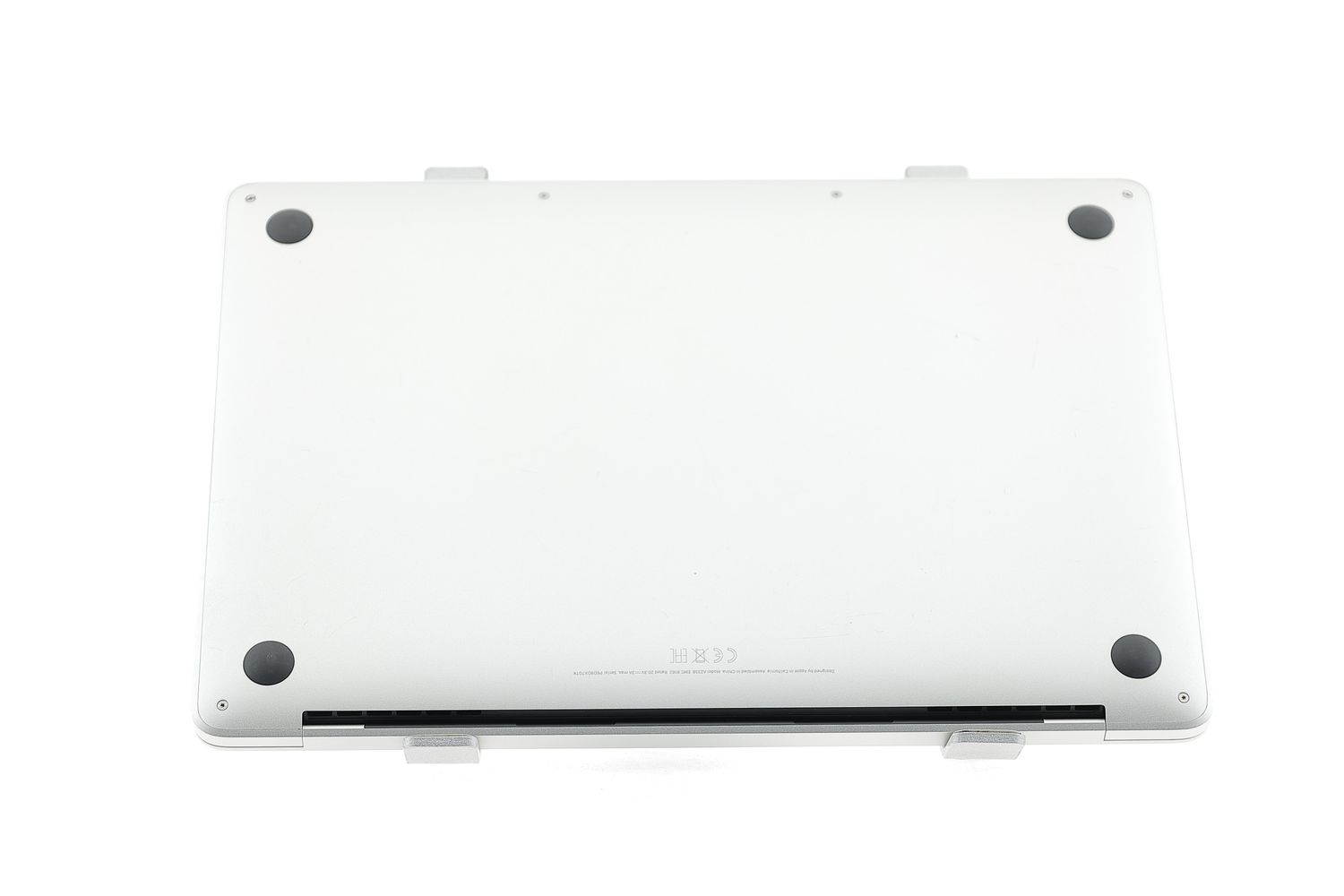 Apple MacBook Pro 13″ 2022, M2 8 Cores, 8 GB, 10 core GPU 512 GB Silver - Foarte bun