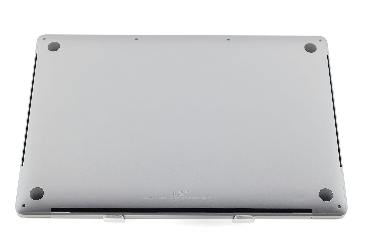 Apple MacBook Pro 16″ Touch Bar 2019, i7 2.6 GHz, 16 GB, AMD Radeon Pro 5300M 512 GB Space Gray - Πολύ καλό