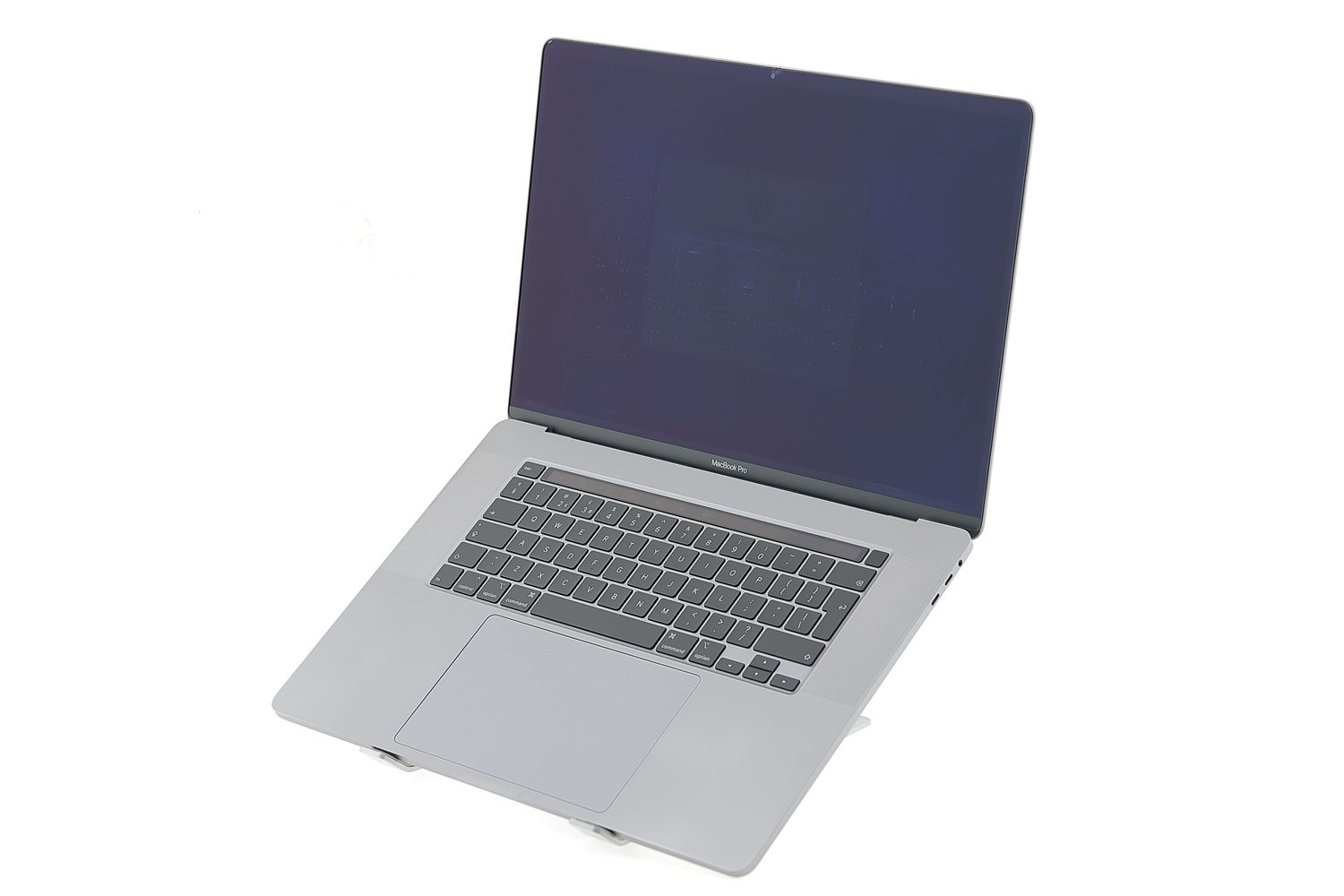 Apple MacBook Pro 16″ Touch Bar 2019, i7 2.6 GHz, 16 GB, AMD Radeon Pro 5300M 512 GB Space Gray - Foarte bun
