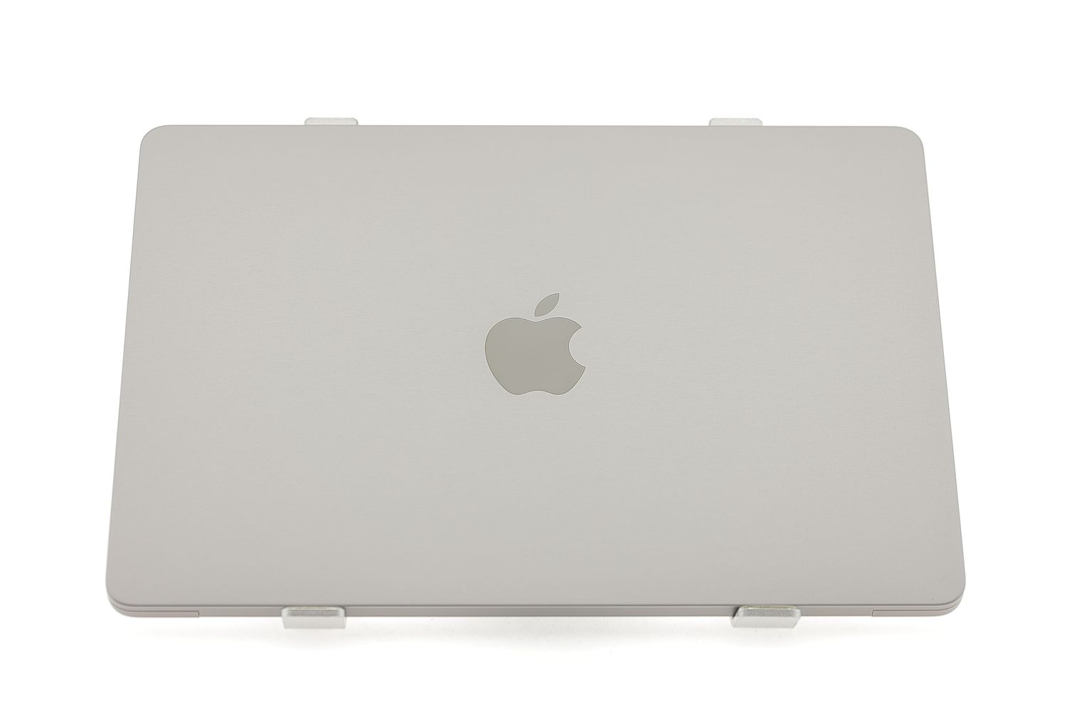 Apple MacBook Air 13″ 2022, M2 8 Cores, 8 GB, 8 core GPU 256 GB Space Gray - Като нов