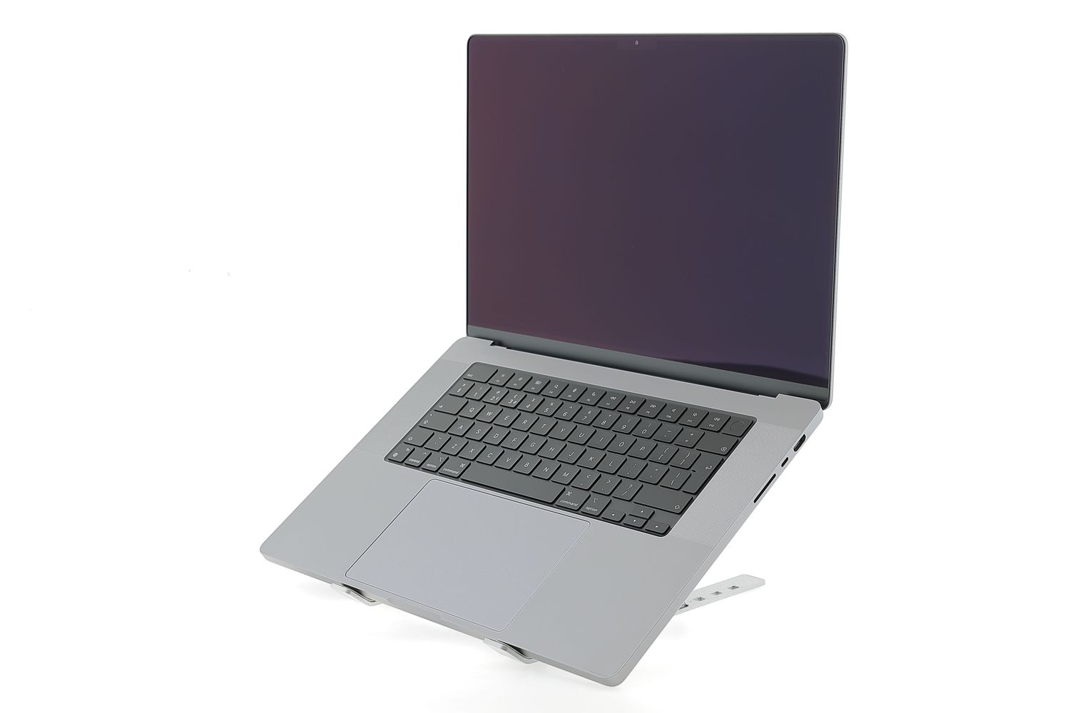 Apple MacBook Pro 16″ 2021, M1 Pro 10 Cores, 16 GB, 16 core GPU 512 GB Space Gray - Като нов