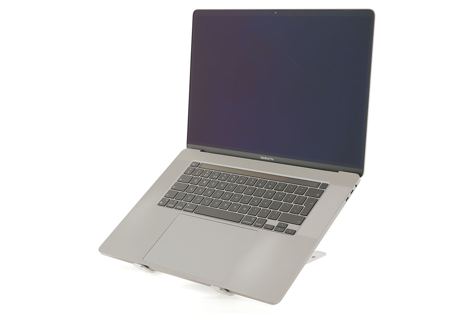 Apple MacBook Pro 16″ Touch Bar 2019, i9 2.3 GHz, 32 GB, AMD Radeon Pro 5500M 1 TB Space Gray - Foarte bun