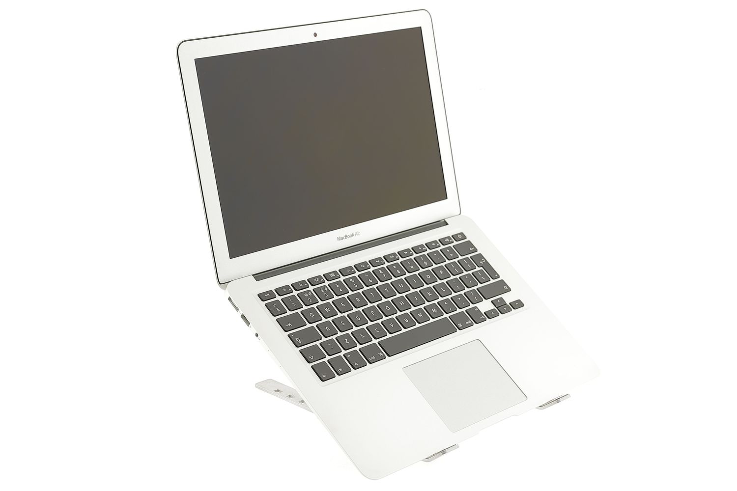Apple MacBook Air 13″ 2017, i5 1.8 GHz, 8 GB, HD Graphics 6000 256 GB Silver - Kiváló