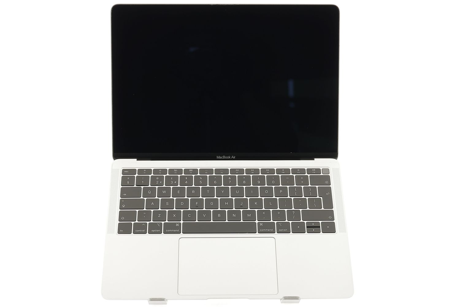 Apple MacBook Air 13″ 2019, i5 1.6 GHz, 8 GB, Intel UHD Graphics 617 256 GB Silver - Excelent
