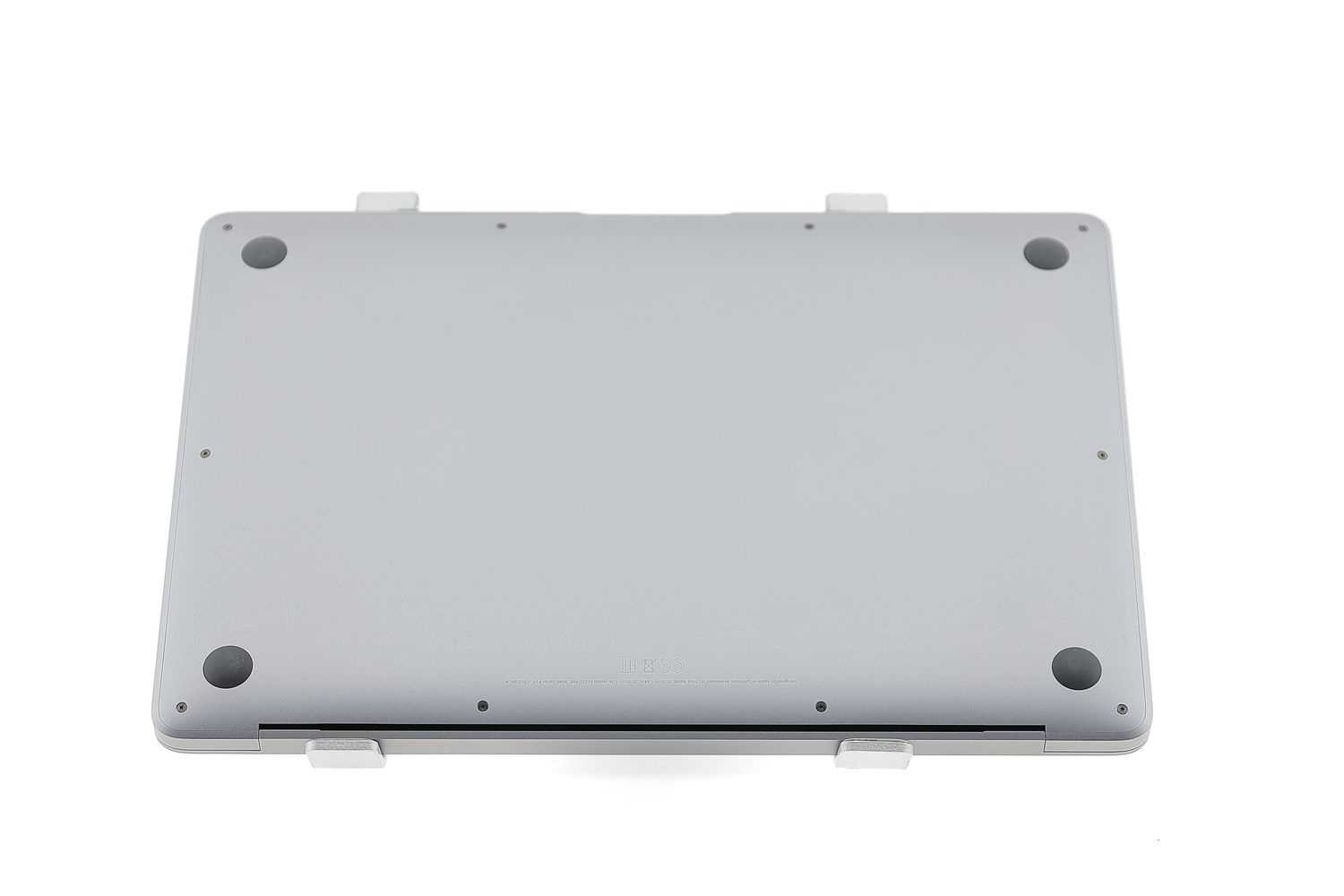 Apple MacBook Air 13″ 2020, M1 8 Cores, 8 GB, 7 core GPU 256 GB Space Gray - Kiváló
