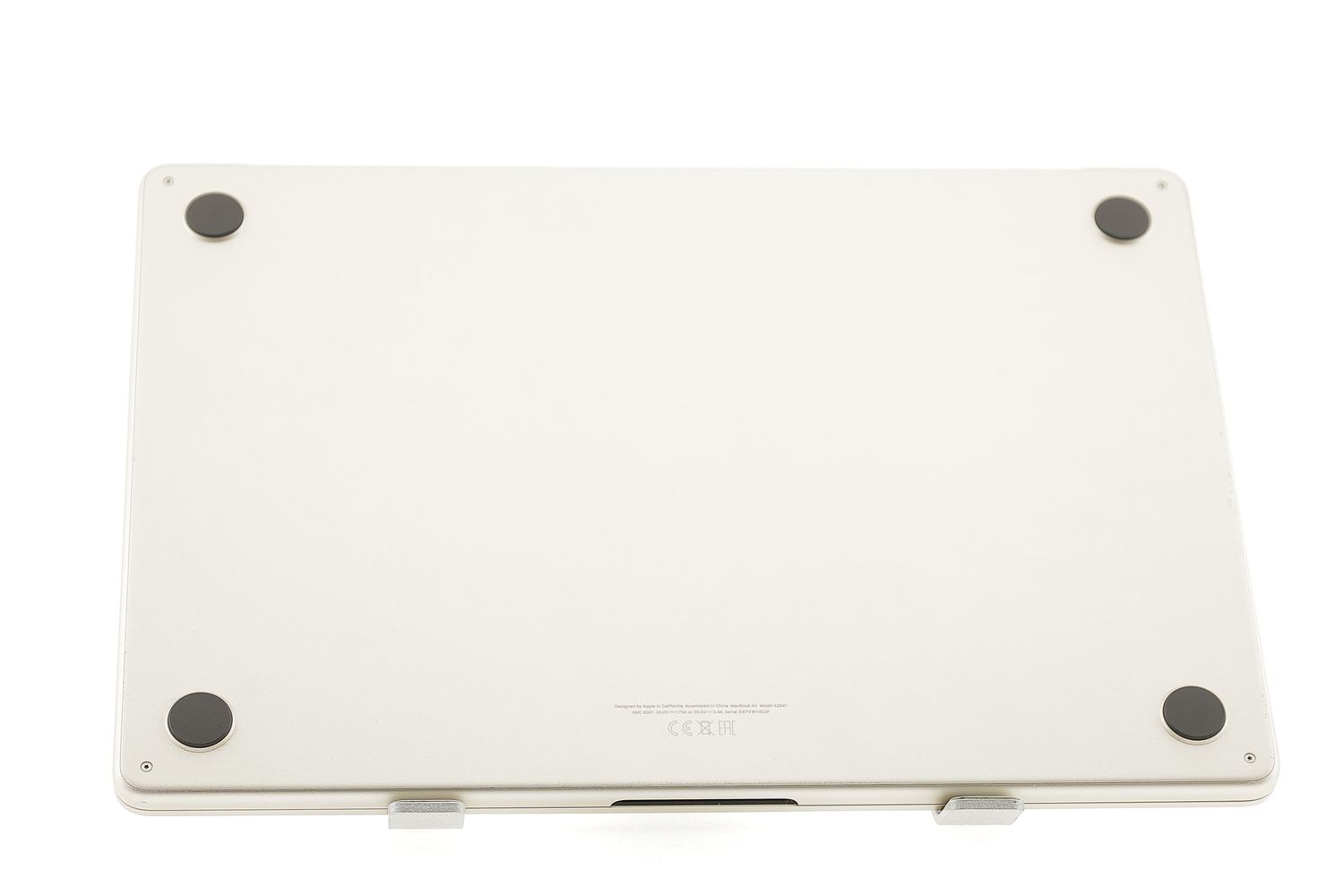 Apple MacBook Air 15″ 2023, M2 8 Cores, 8 GB, 10 core GPU 256 GB Starlight - Újszerű