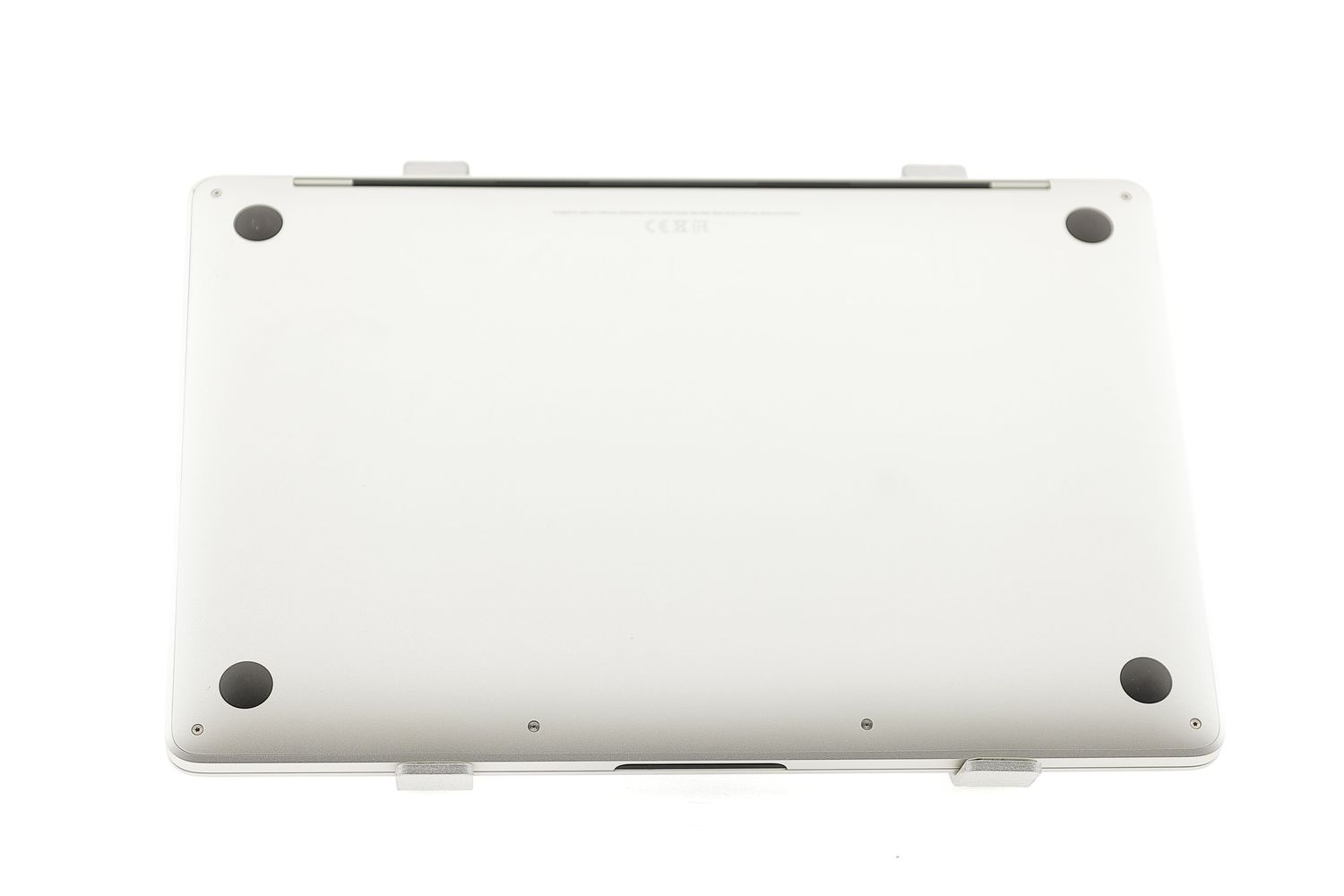 Apple MacBook Pro 13″ 2022, M2 8 Cores, 8 GB, 10 core GPU 256 GB Silver - Újszerű