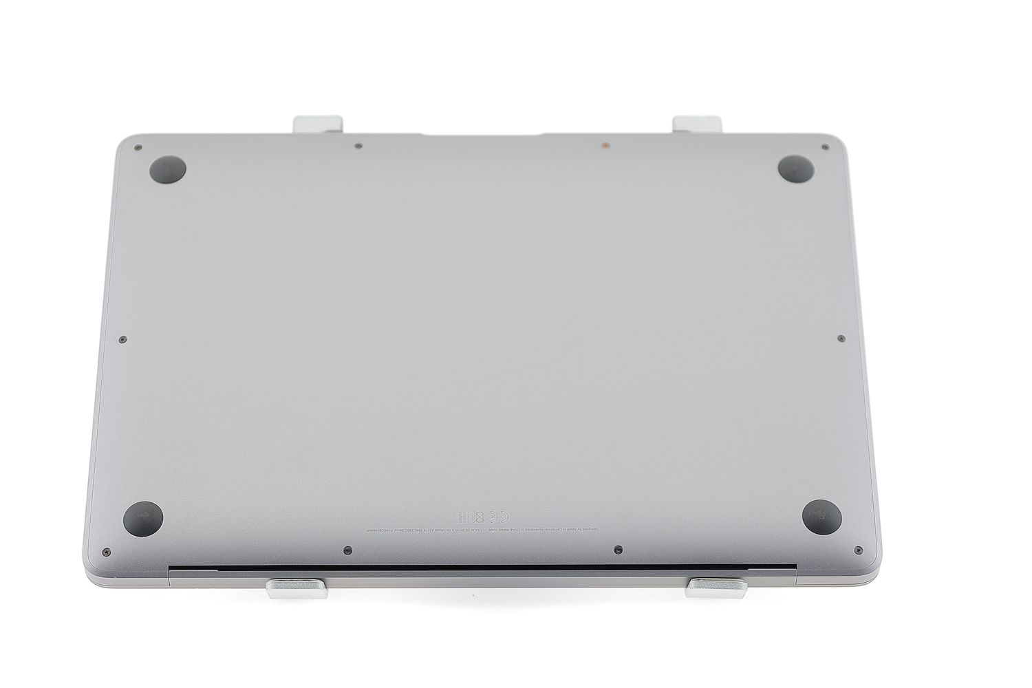 Apple MacBook Air 13″ 2020, i3 1.1 GHz, 8 GB, Intel Iris Plus 256 GB Space Gray