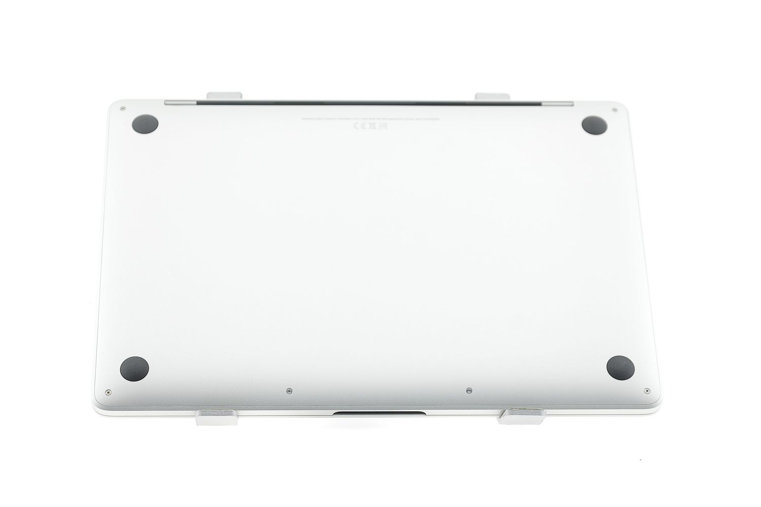 Apple MacBook Pro 13″ 2020, M1 8 Cores, 8 GB, 8 core GPU 512 GB Silver - Като нов