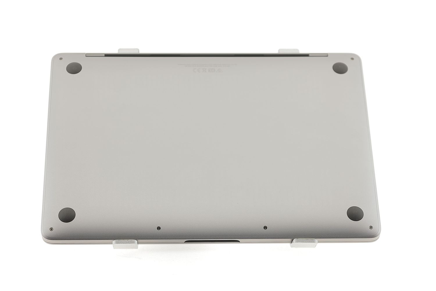 Apple MacBook Pro 13″ 2022, M2 8 Cores, 8 GB, 10 core GPU 512 GB Space Gray