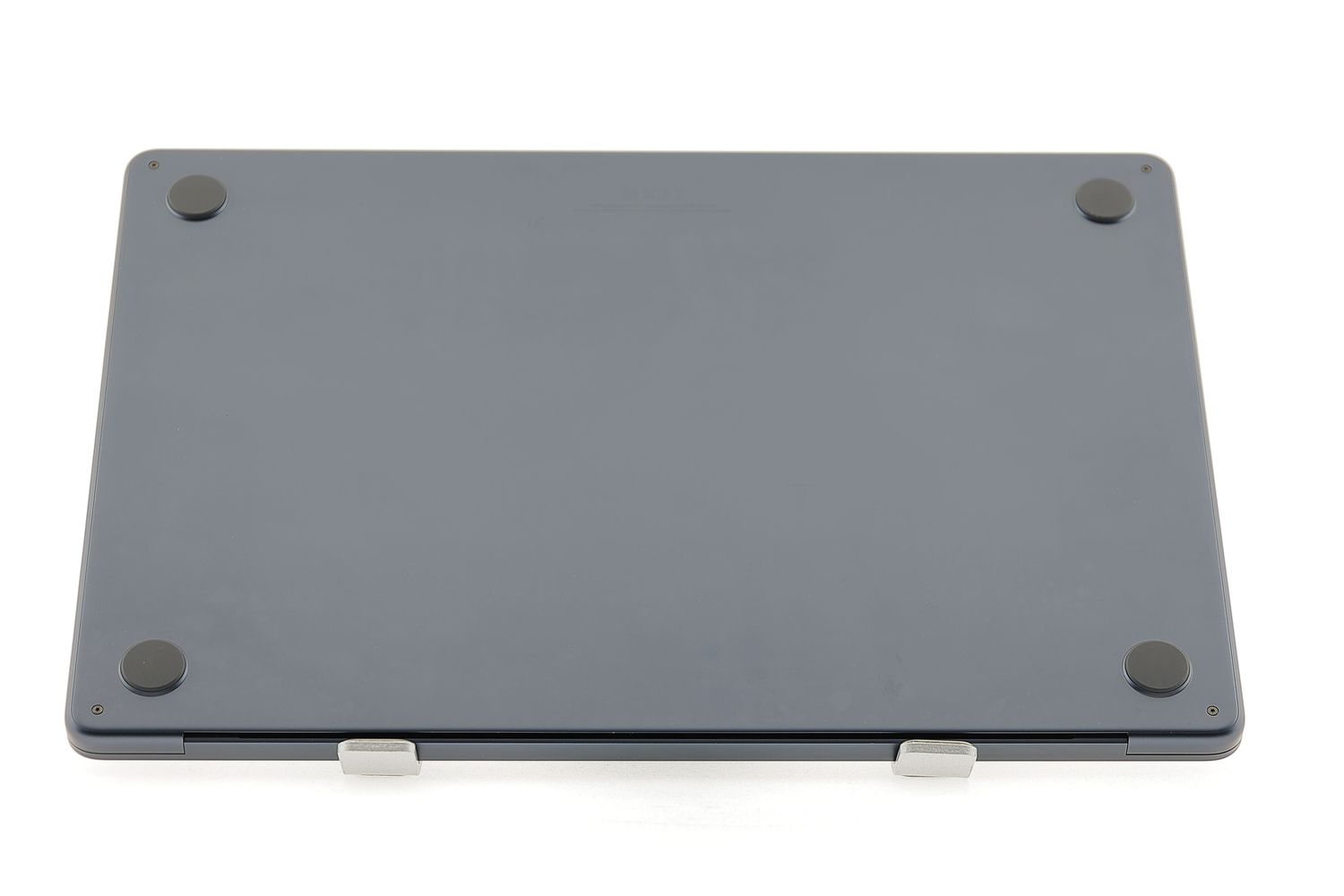 Apple MacBook Air 15″ 2023, M2 8 Cores, 8 GB, 10 core GPU 256 GB Midnight - Foarte bun