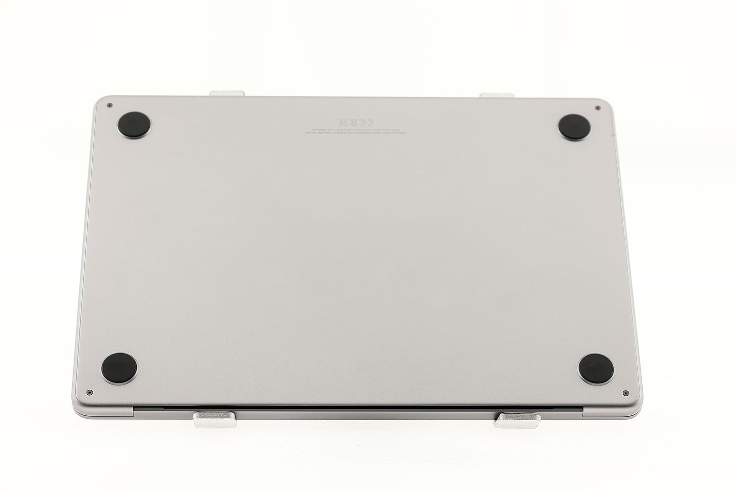 Apple MacBook Air 13″ 2022, M2 8 Cores, 8 GB, 10 core GPU 512 GB Space Gray - Foarte bun