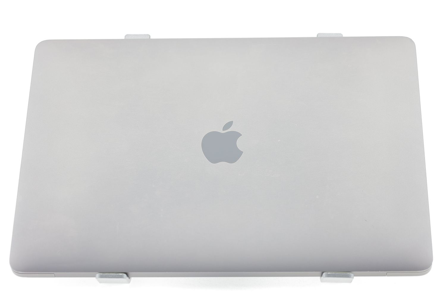 Apple MacBook Pro 13″ 2022, M2 8 Cores, 8 GB, 10 core GPU 256 GB Space Gray - Kiváló