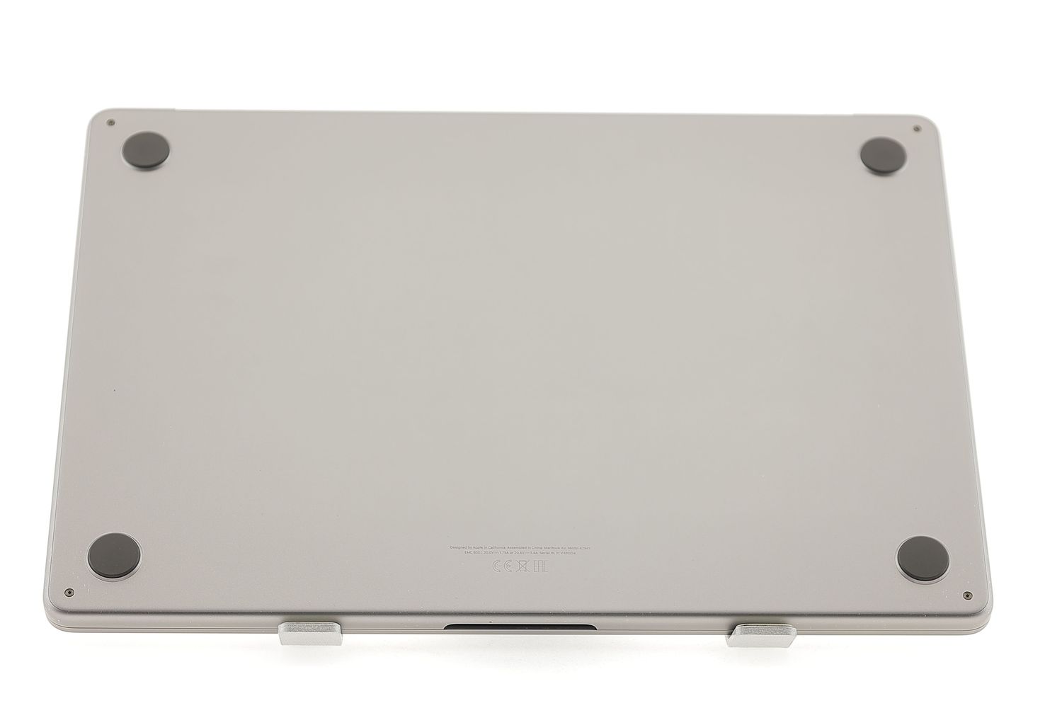 Apple MacBook Air 15″ 2023, M2 8 Cores, 8 GB, 10 core GPU 256 GB Space Gray - Foarte bun