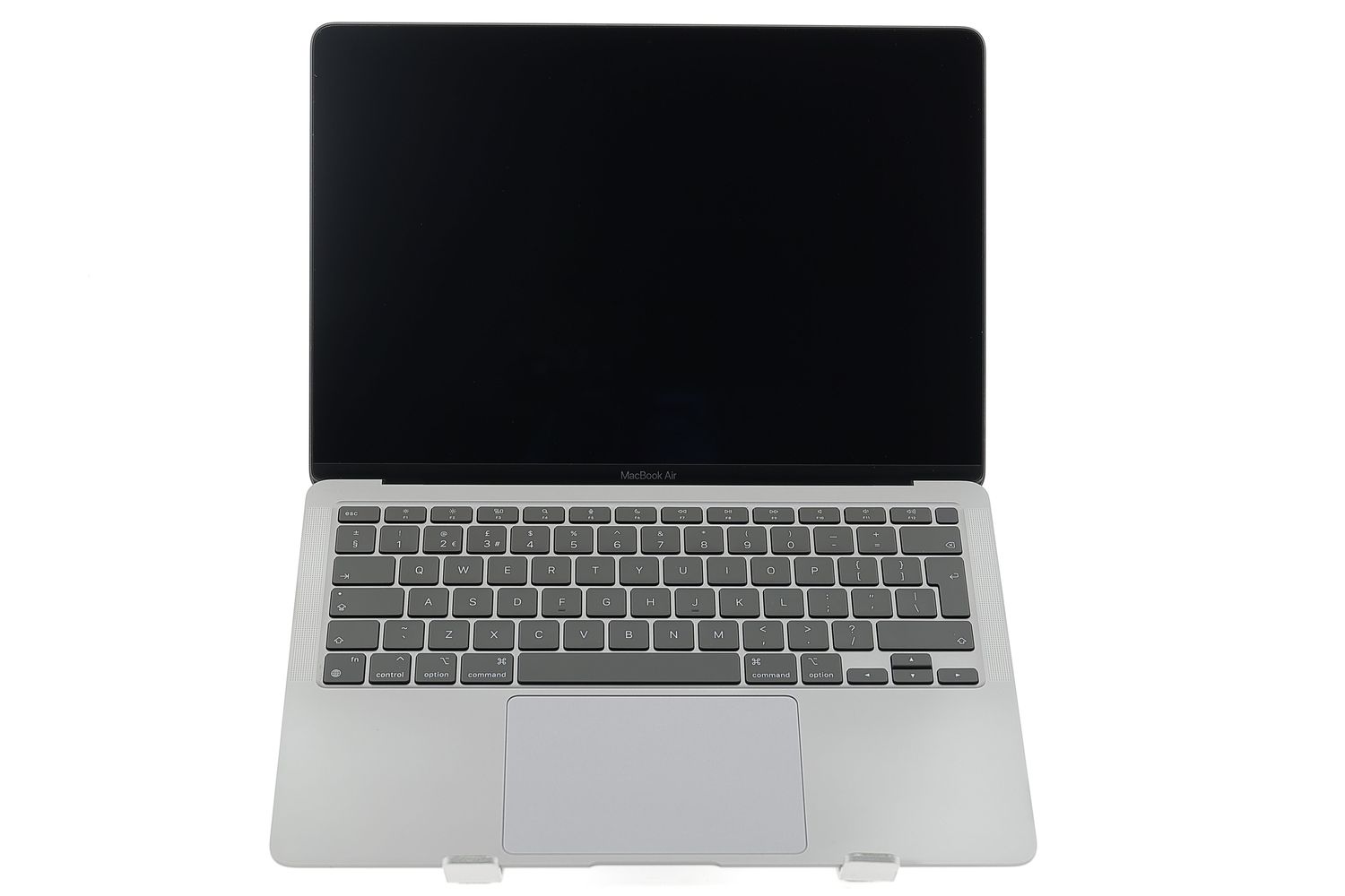 Apple MacBook Air 13″ 2020, i3 1.1 GHz, 8 GB, Intel Iris Plus 256 GB Space Gray - Отлично