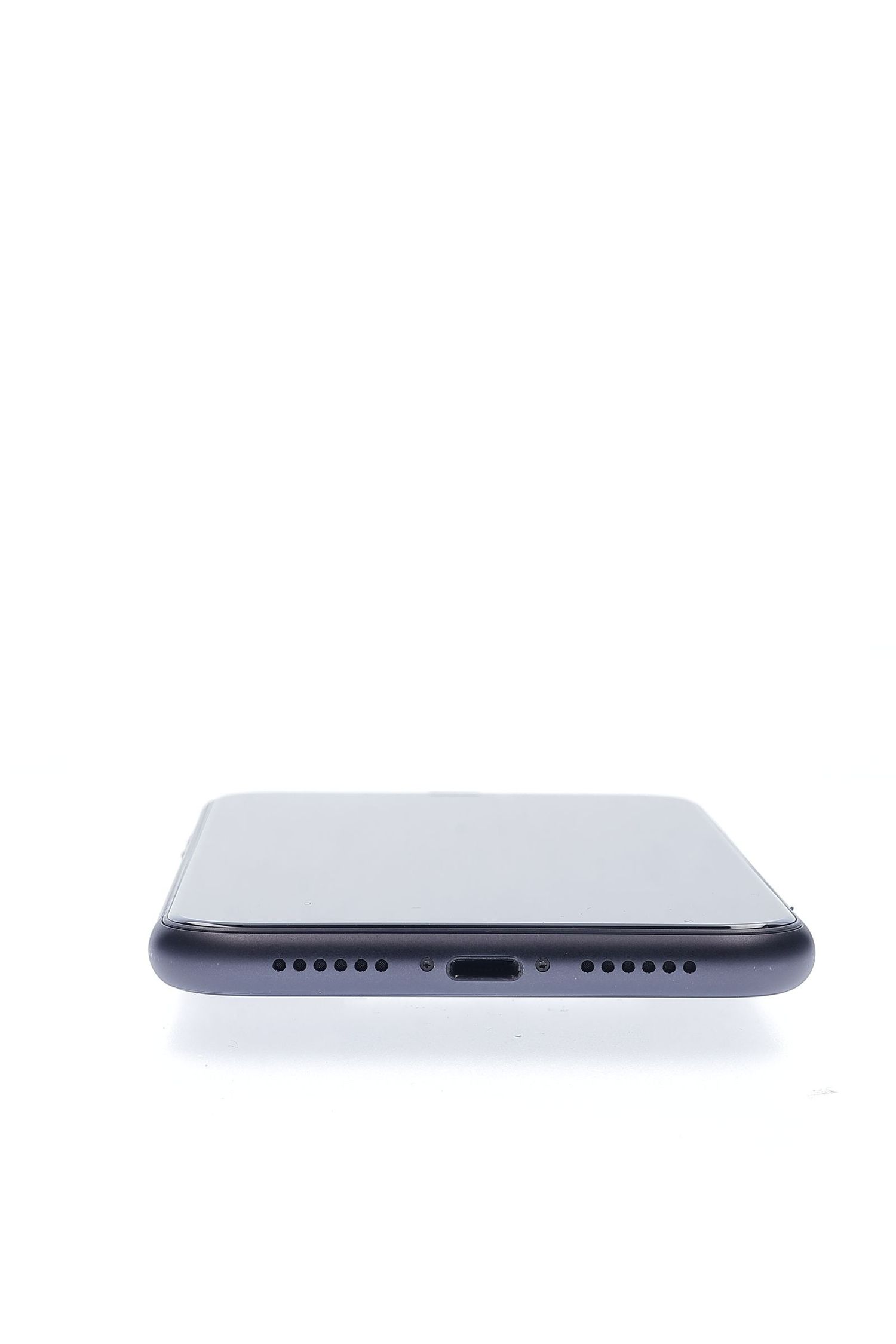Apple iPhone 11 128 GB Black - Като нов
